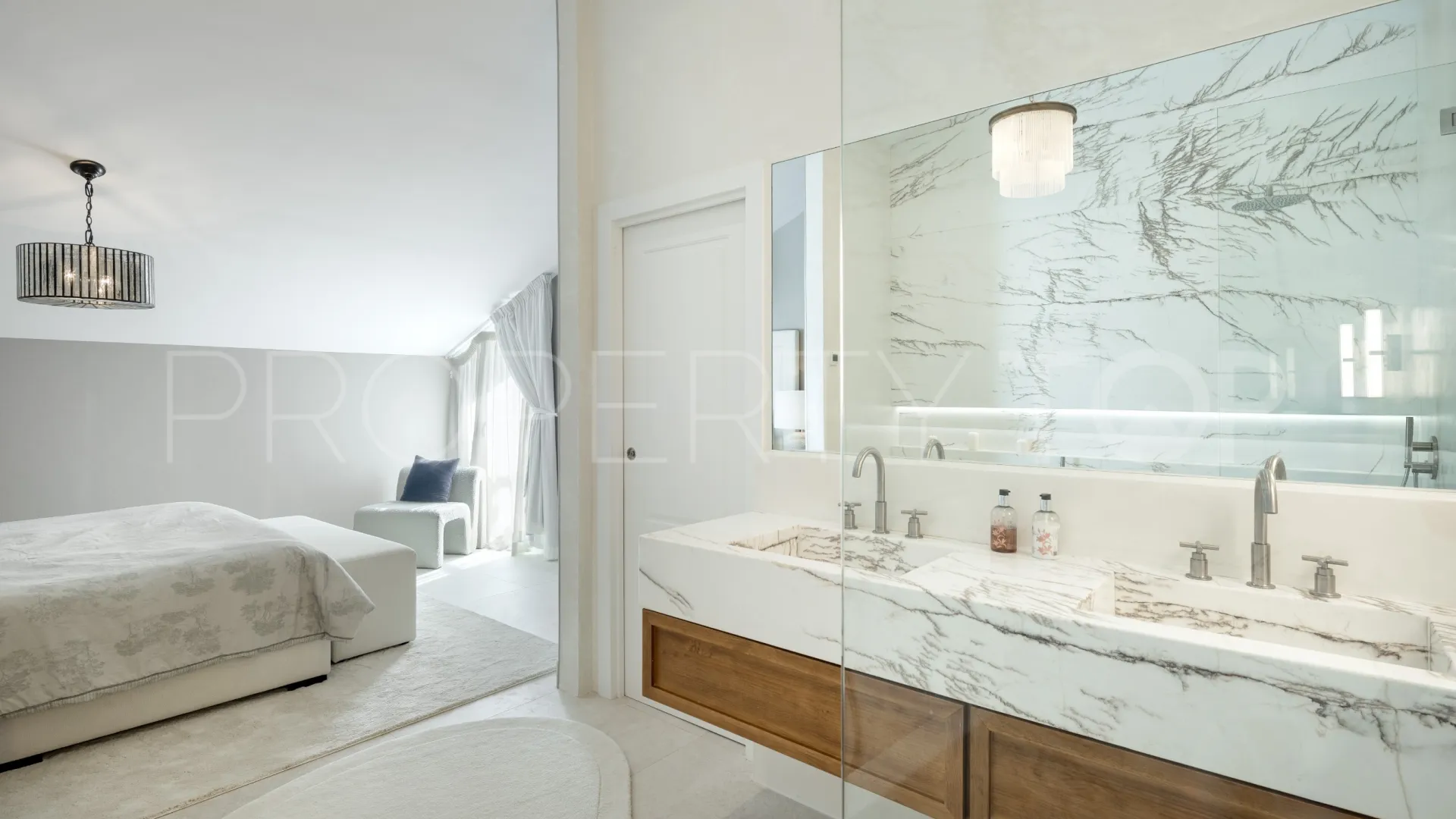 5 bedrooms duplex penthouse in Costa Nagüeles II for sale