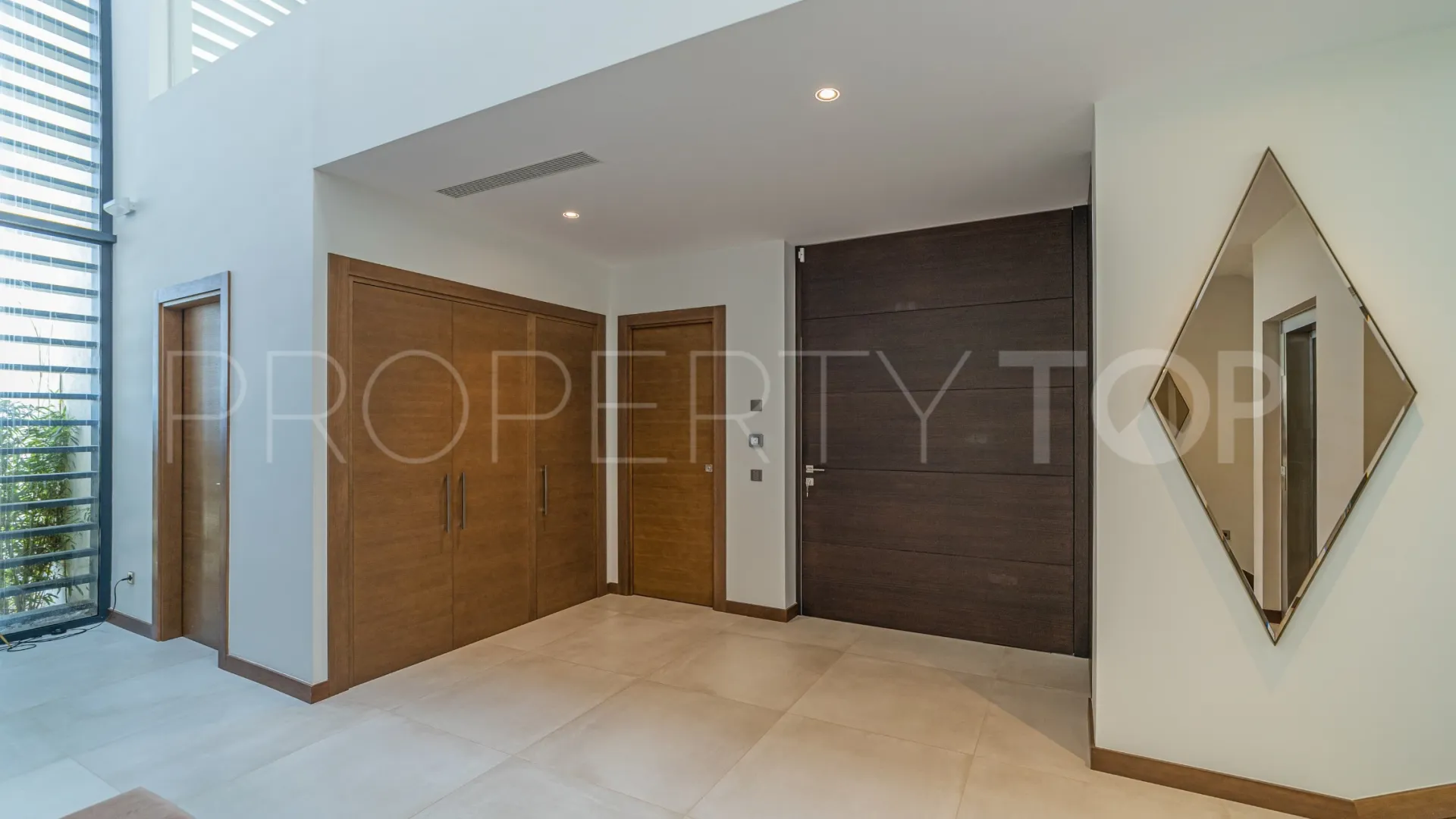 For sale 6 bedrooms villa in Los Arqueros