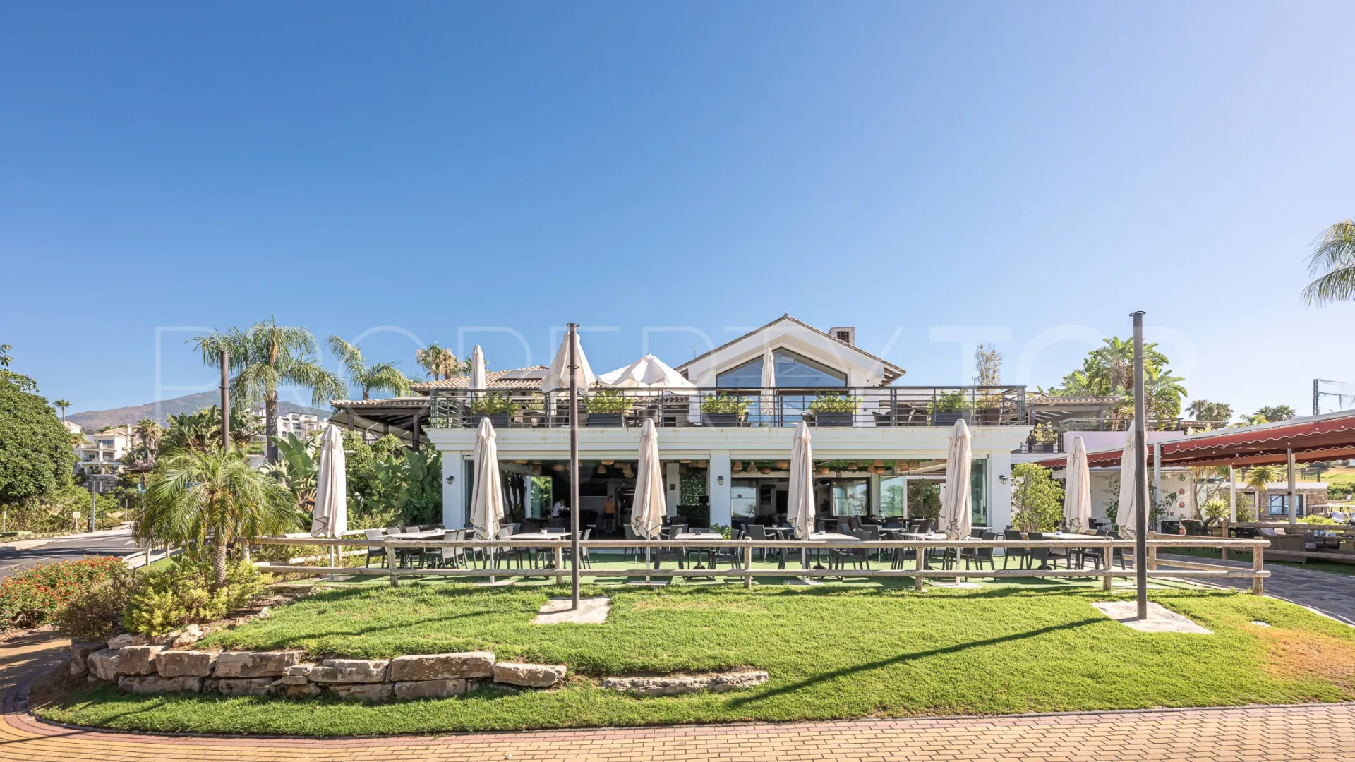 For sale 6 bedrooms villa in Los Arqueros