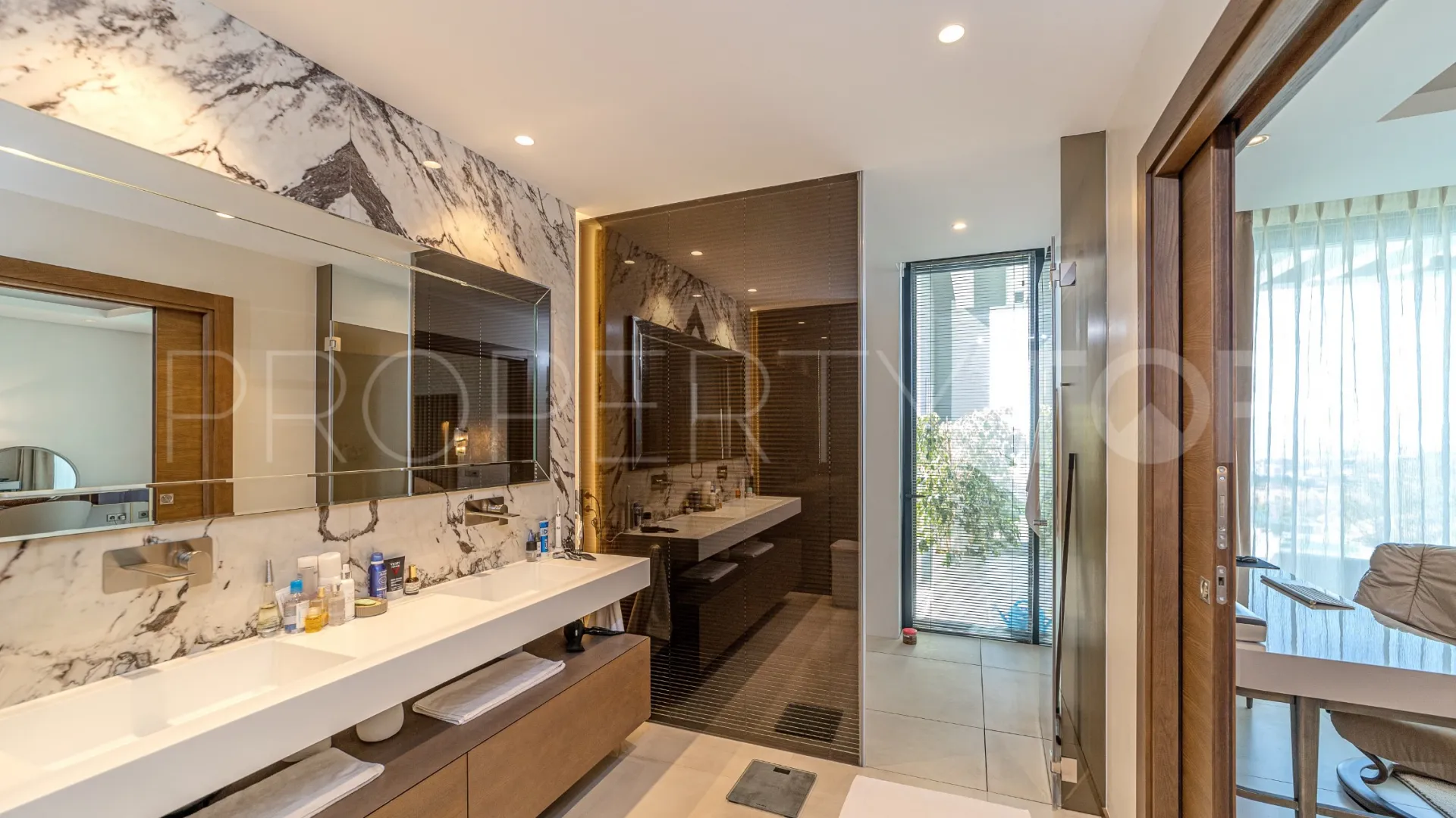 For sale 6 bedrooms villa in Los Arqueros