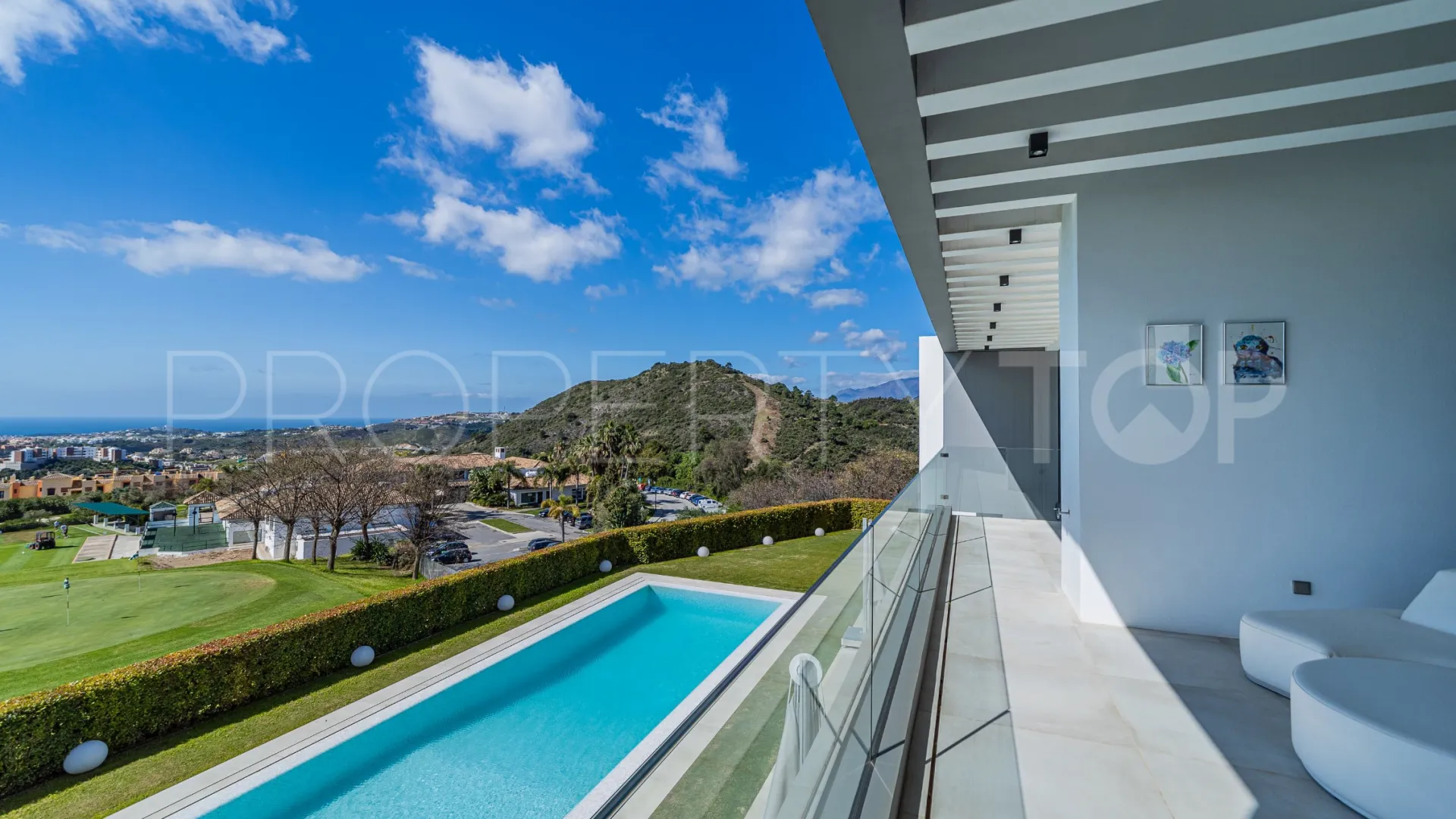 For sale 6 bedrooms villa in Los Arqueros