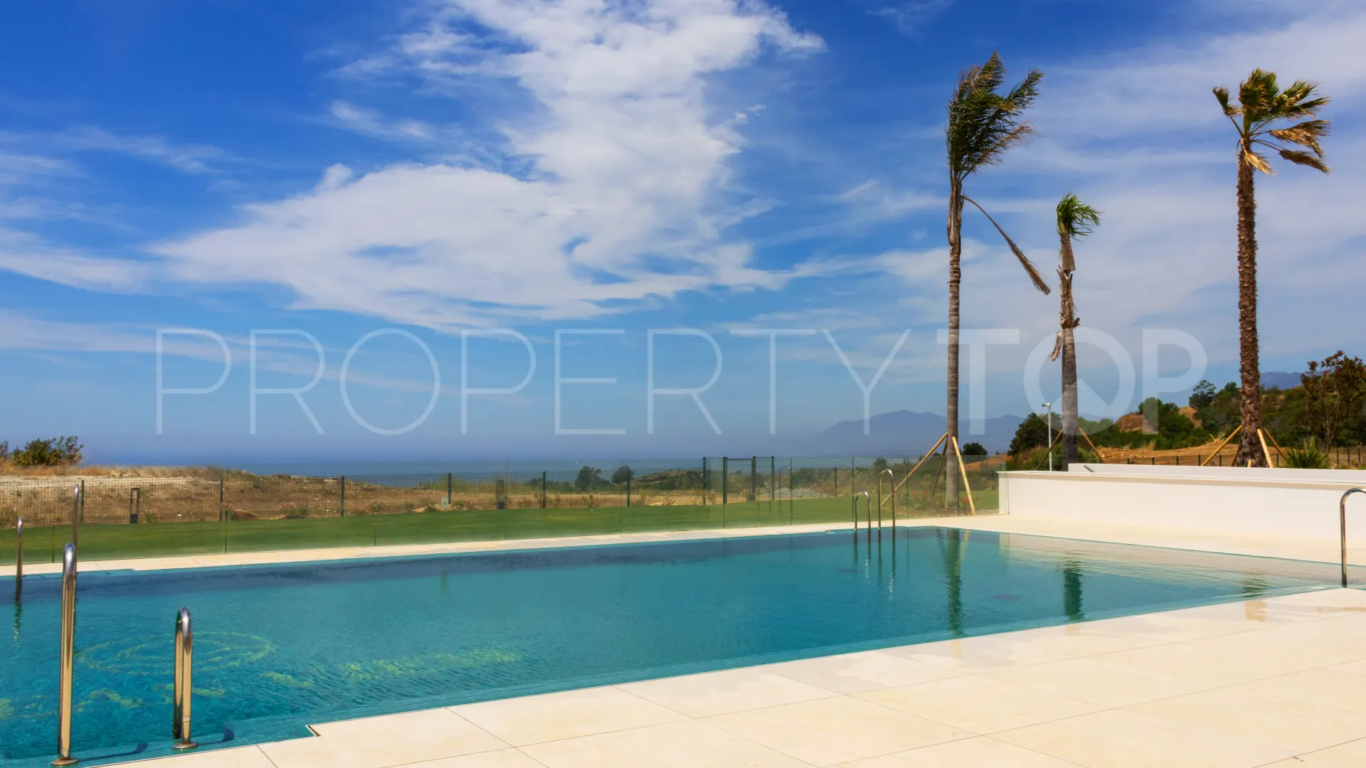 Ojen, apartamento planta baja en venta de 3 dormitorios