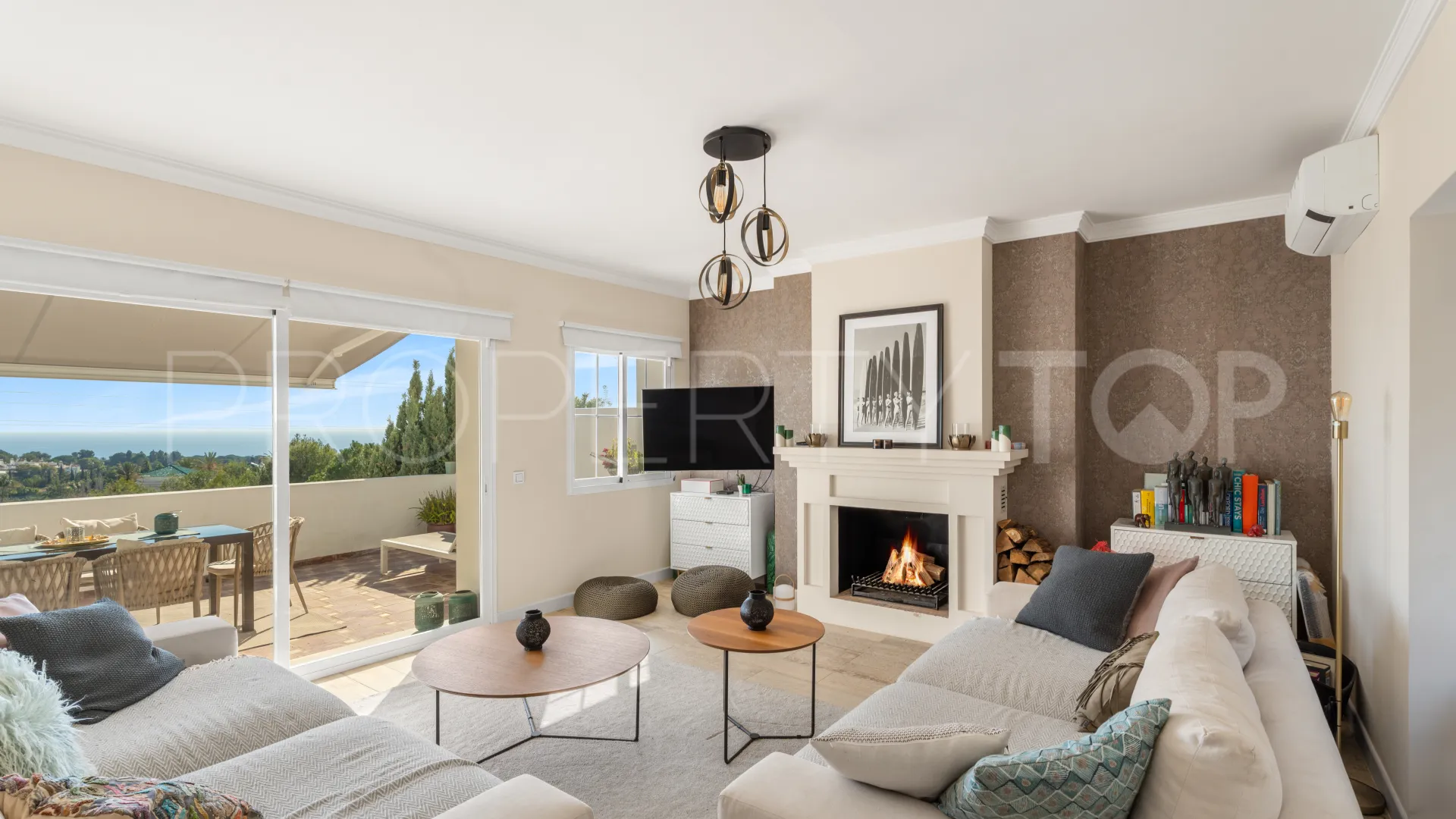 For sale Marbella Hill Club town house