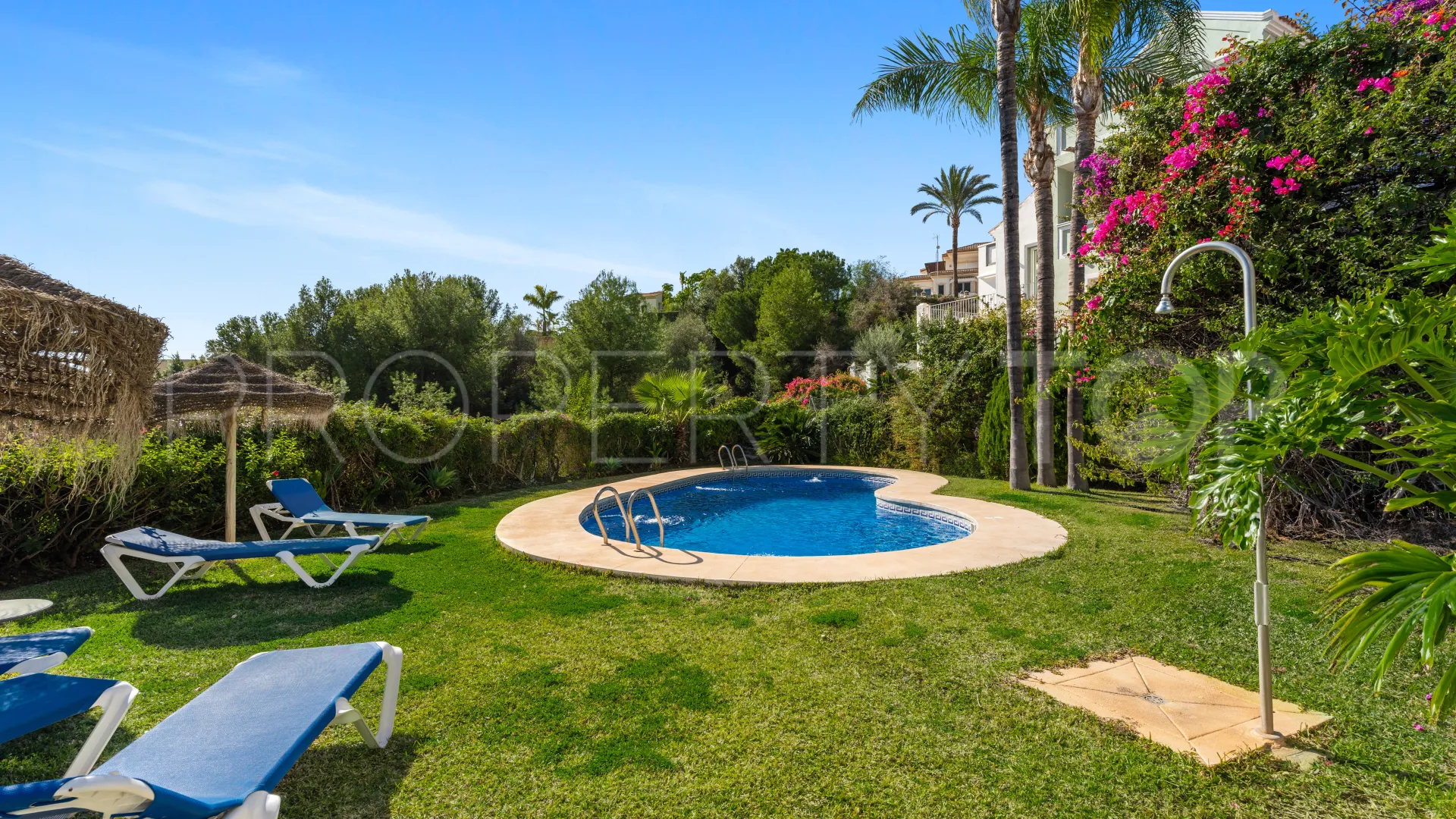 For sale Marbella Hill Club town house