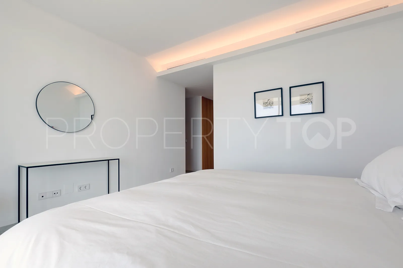 5 bedrooms apartment in Real de La Quinta for sale