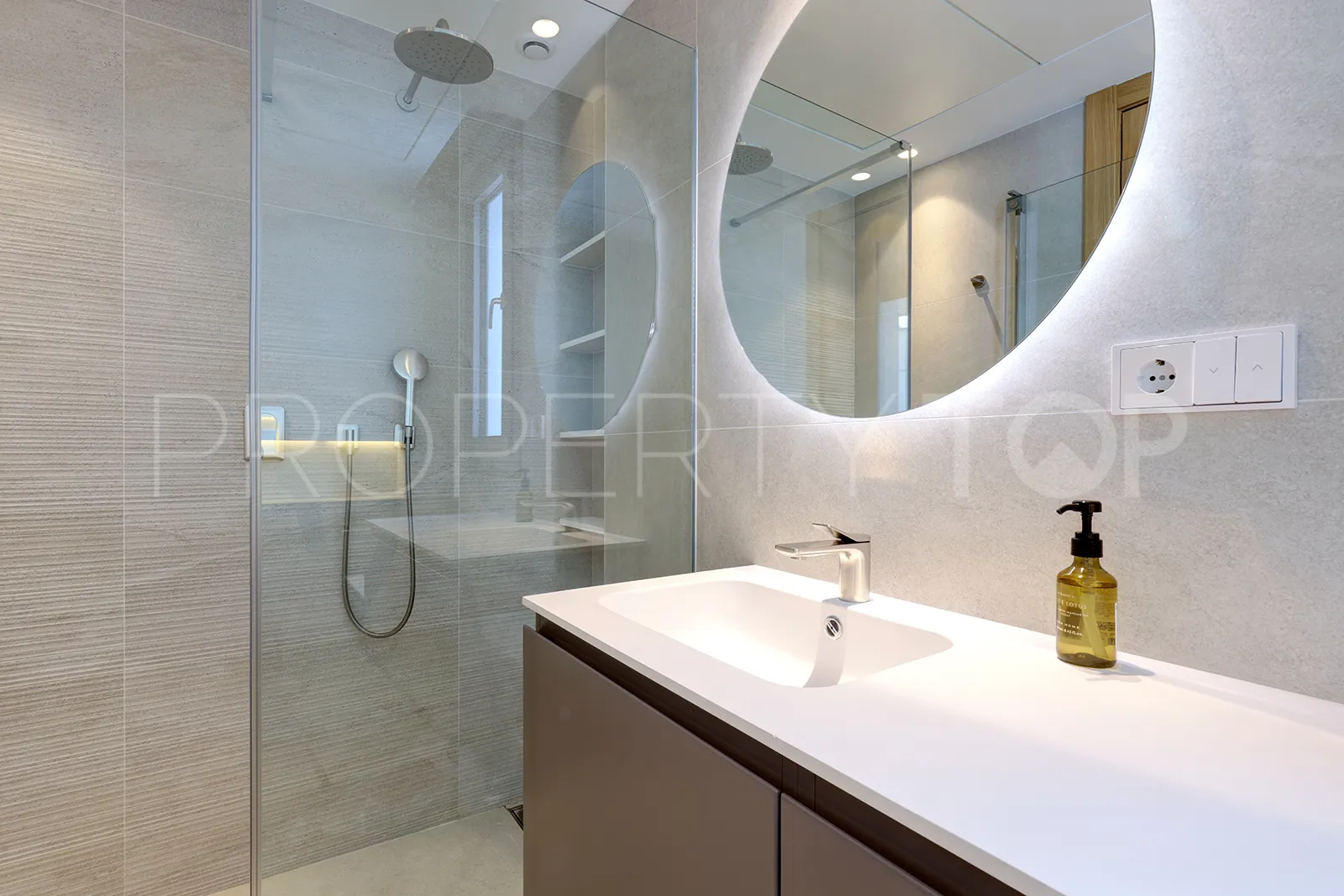 5 bedrooms apartment in Real de La Quinta for sale