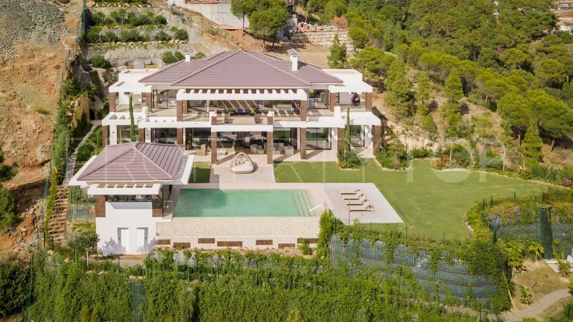 La Reserva de Alcuzcuz 9 bedrooms villa for sale