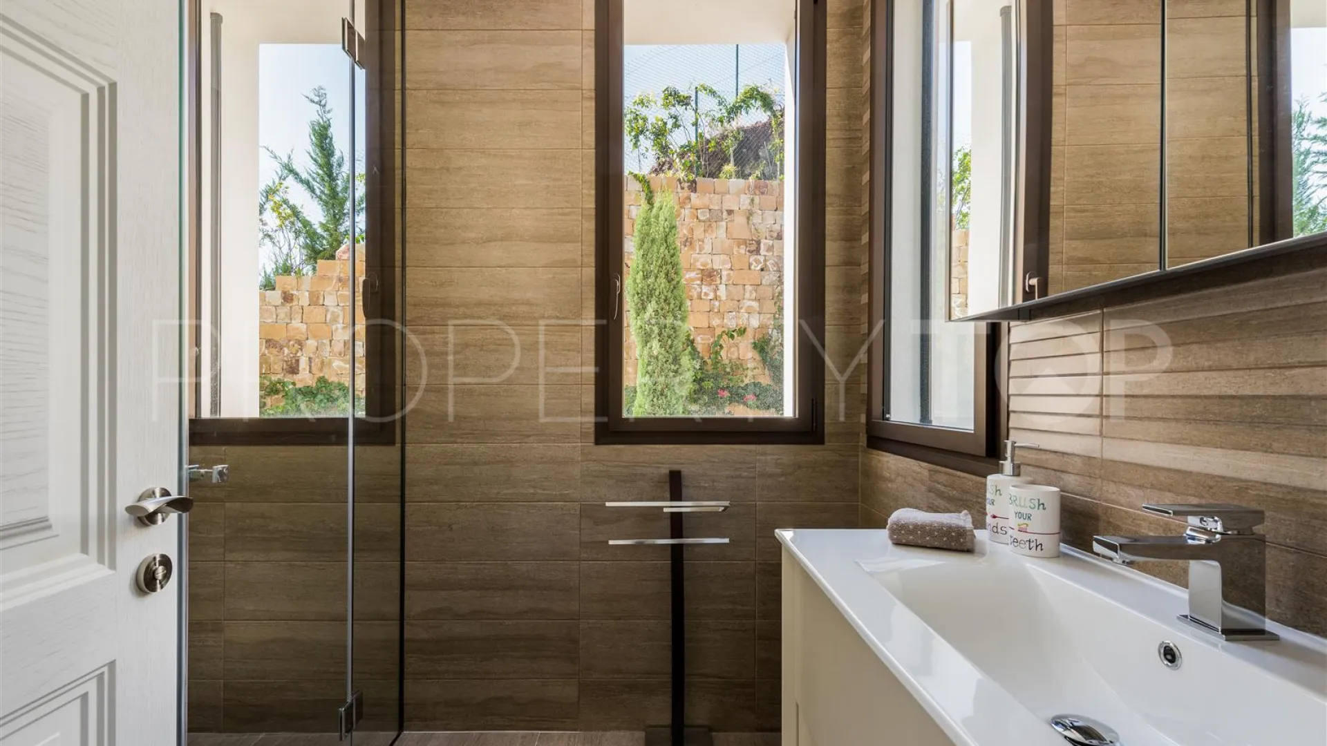 La Reserva de Alcuzcuz 9 bedrooms villa for sale