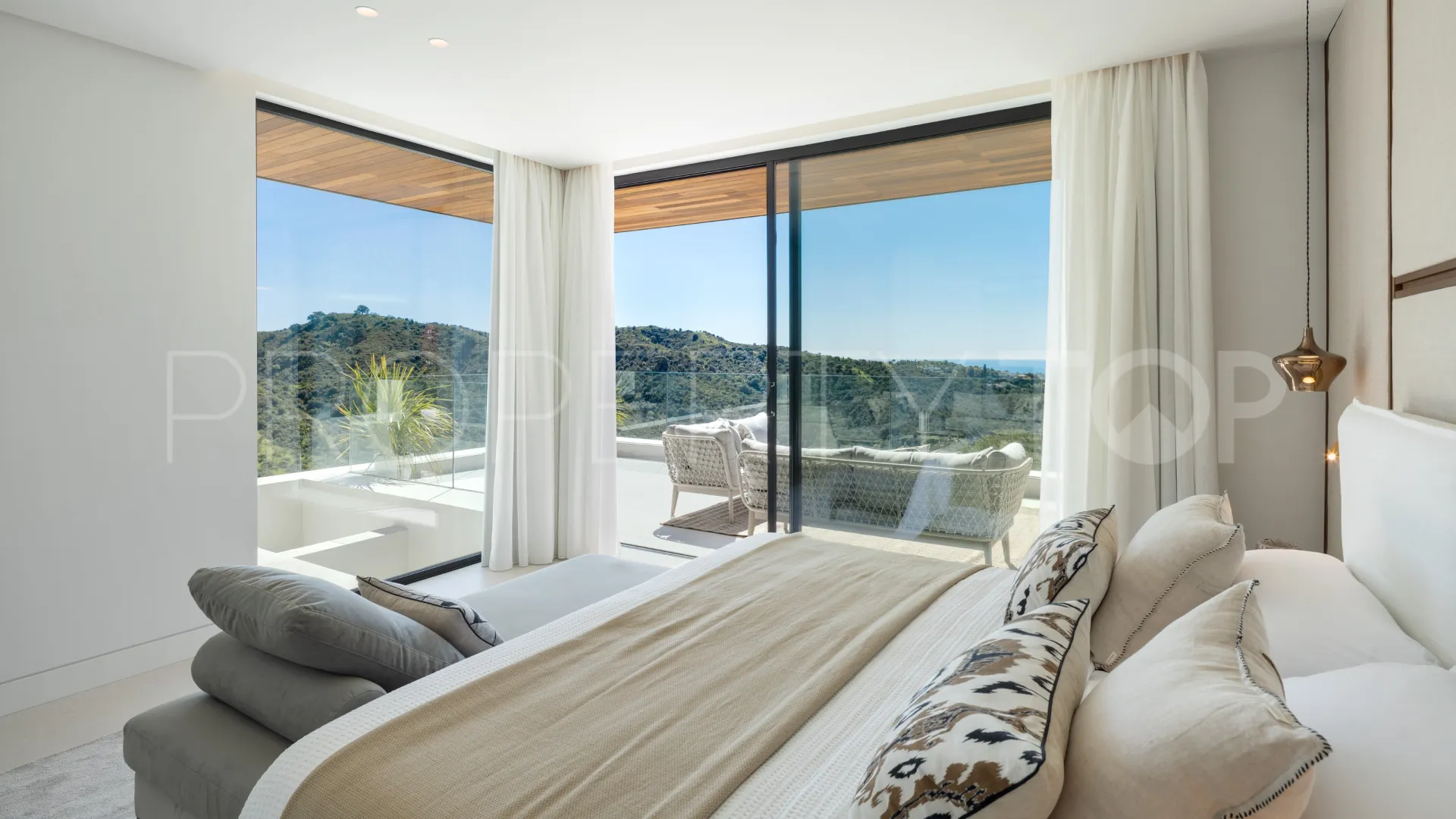 6 bedrooms Lomas de La Quinta villa for sale