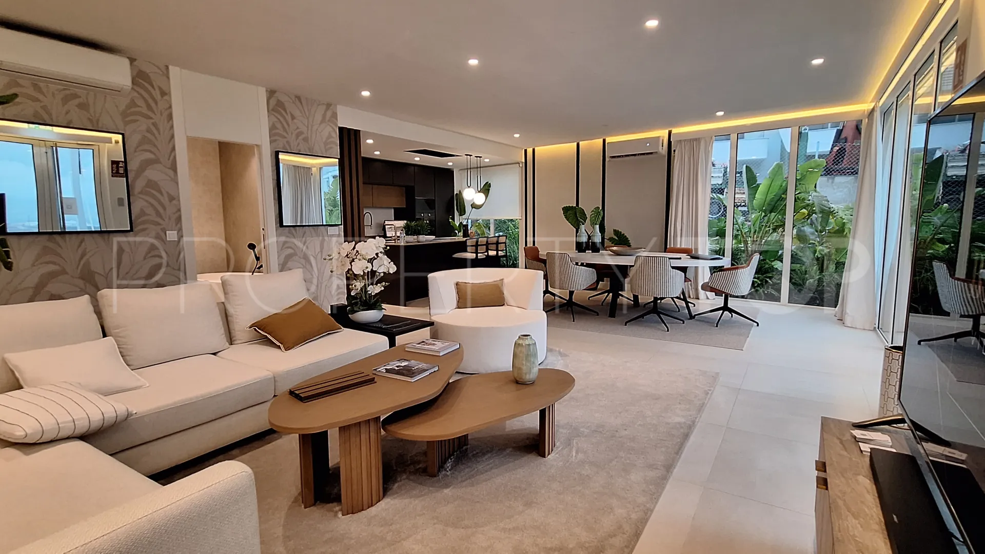 Villa for sale in Cala de Mijas with 3 bedrooms