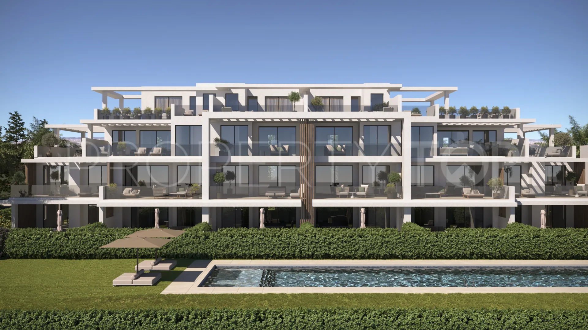 Se vende apartamento planta baja en Estepona Este con 3 dormitorios