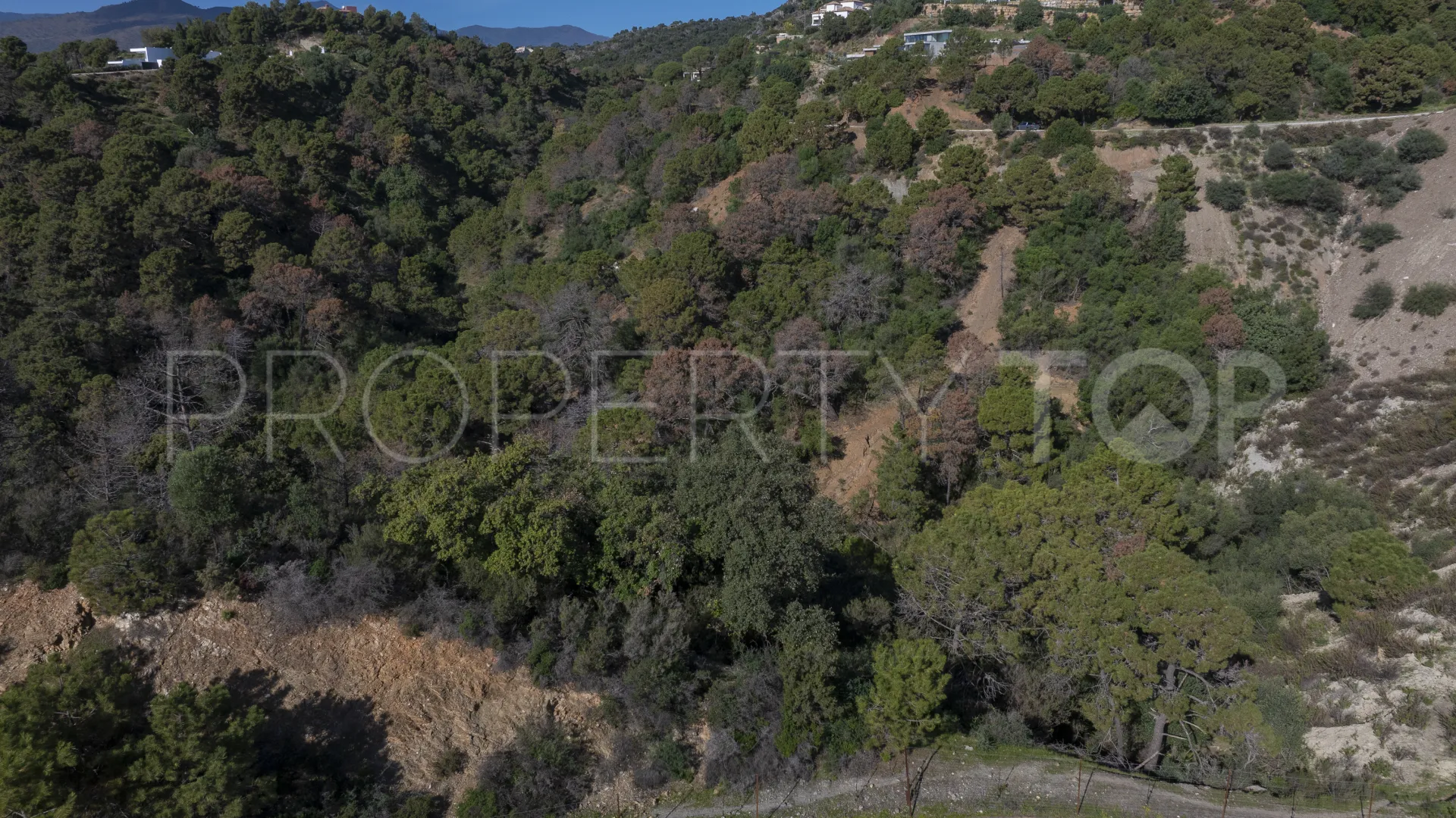 Plot for sale in Marbella Club Golf Resort with 5 bedrooms