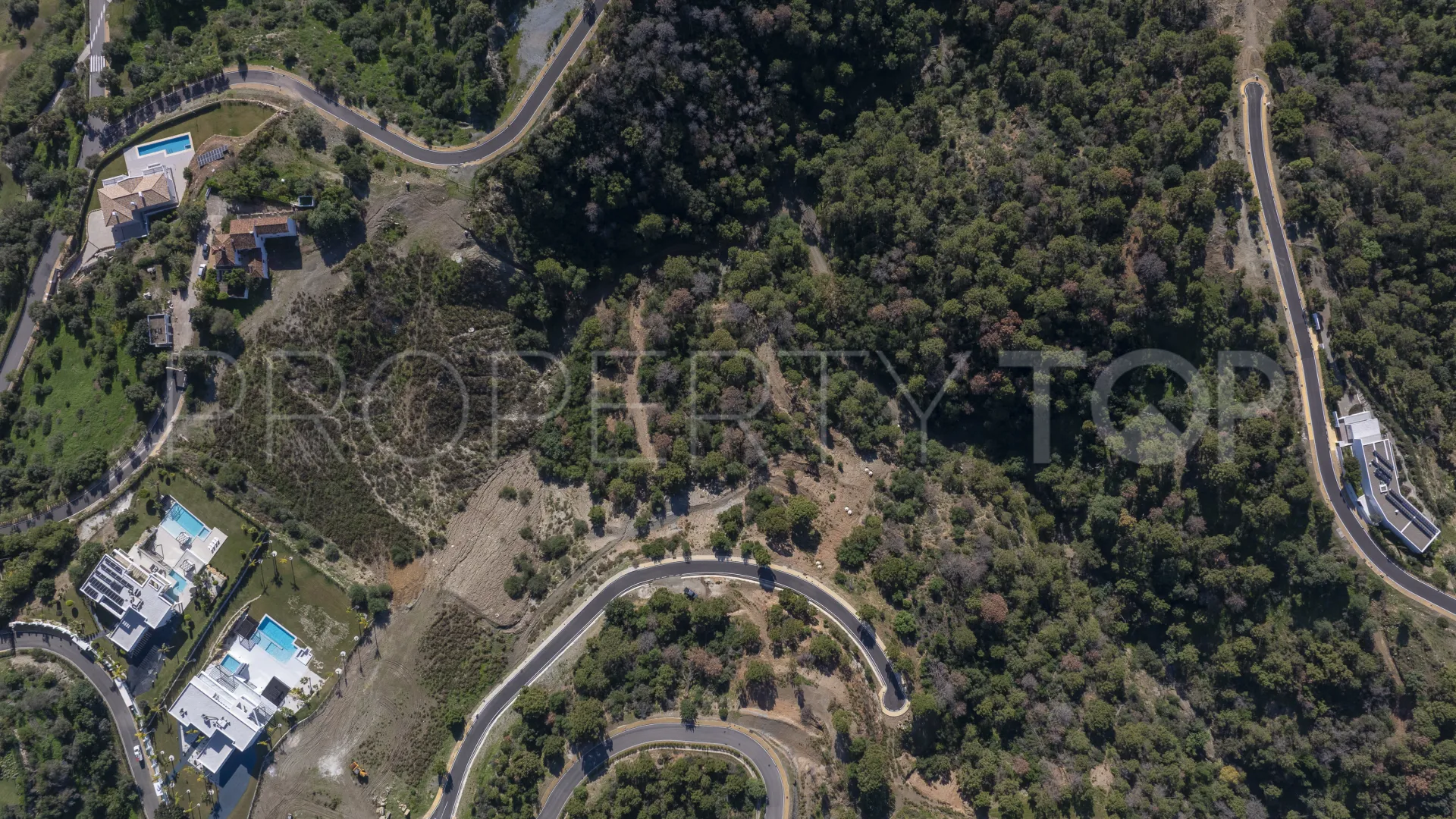 Plot for sale in Marbella Club Golf Resort with 5 bedrooms