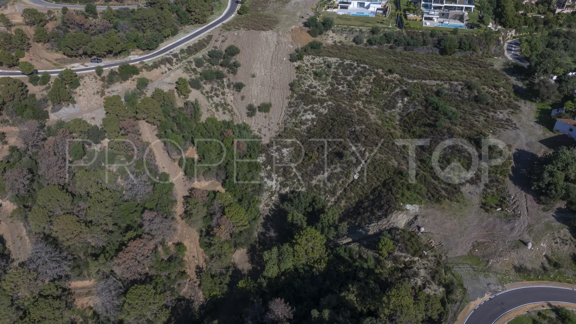 Plot for sale in Marbella Club Golf Resort with 5 bedrooms