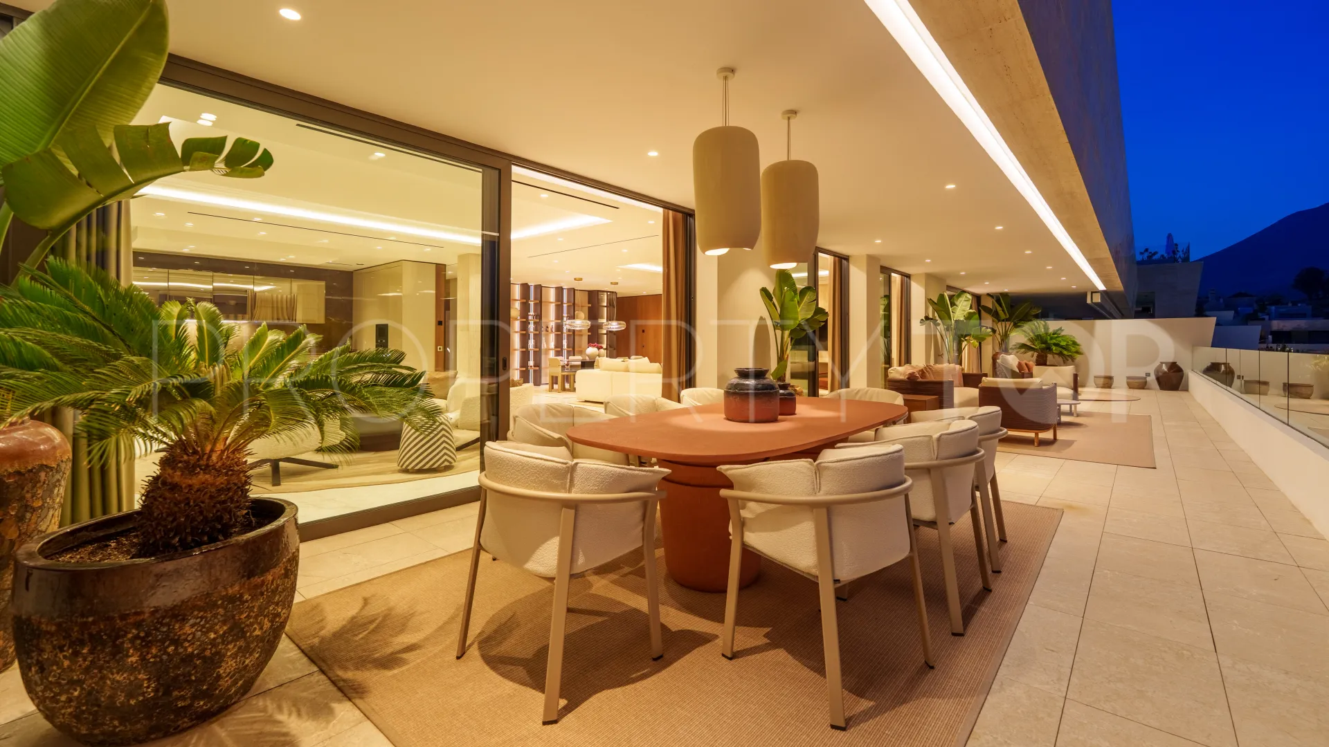 Duplex penthouse for sale in Epic Marbella with 4 bedrooms