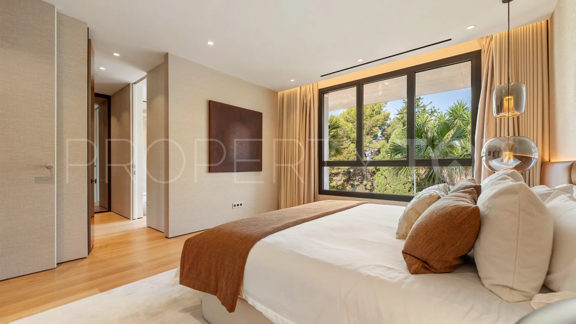 Duplex penthouse for sale in Epic Marbella with 4 bedrooms