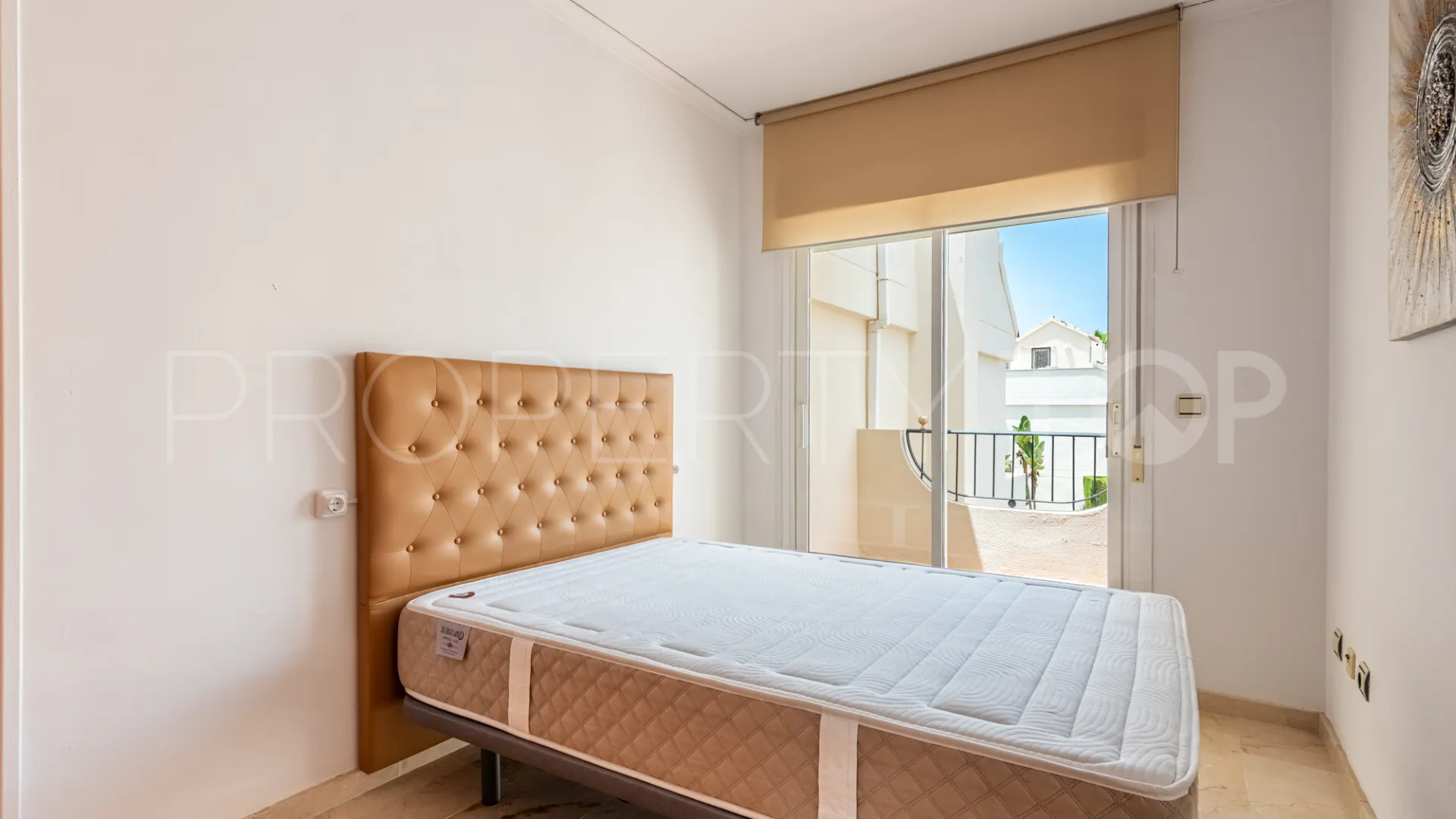 Adosado en venta en Marbella Este con 3 dormitorios