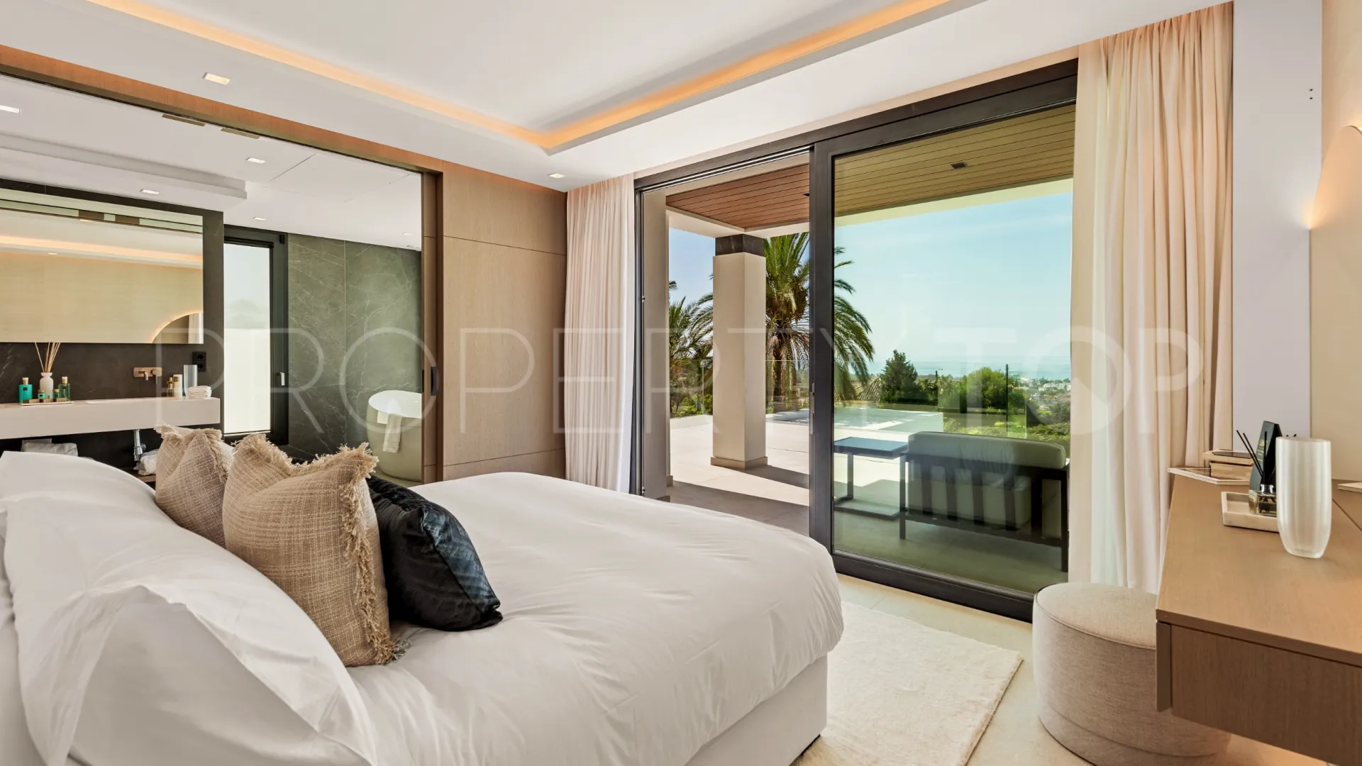 For sale Los Flamingos 4 bedrooms villa