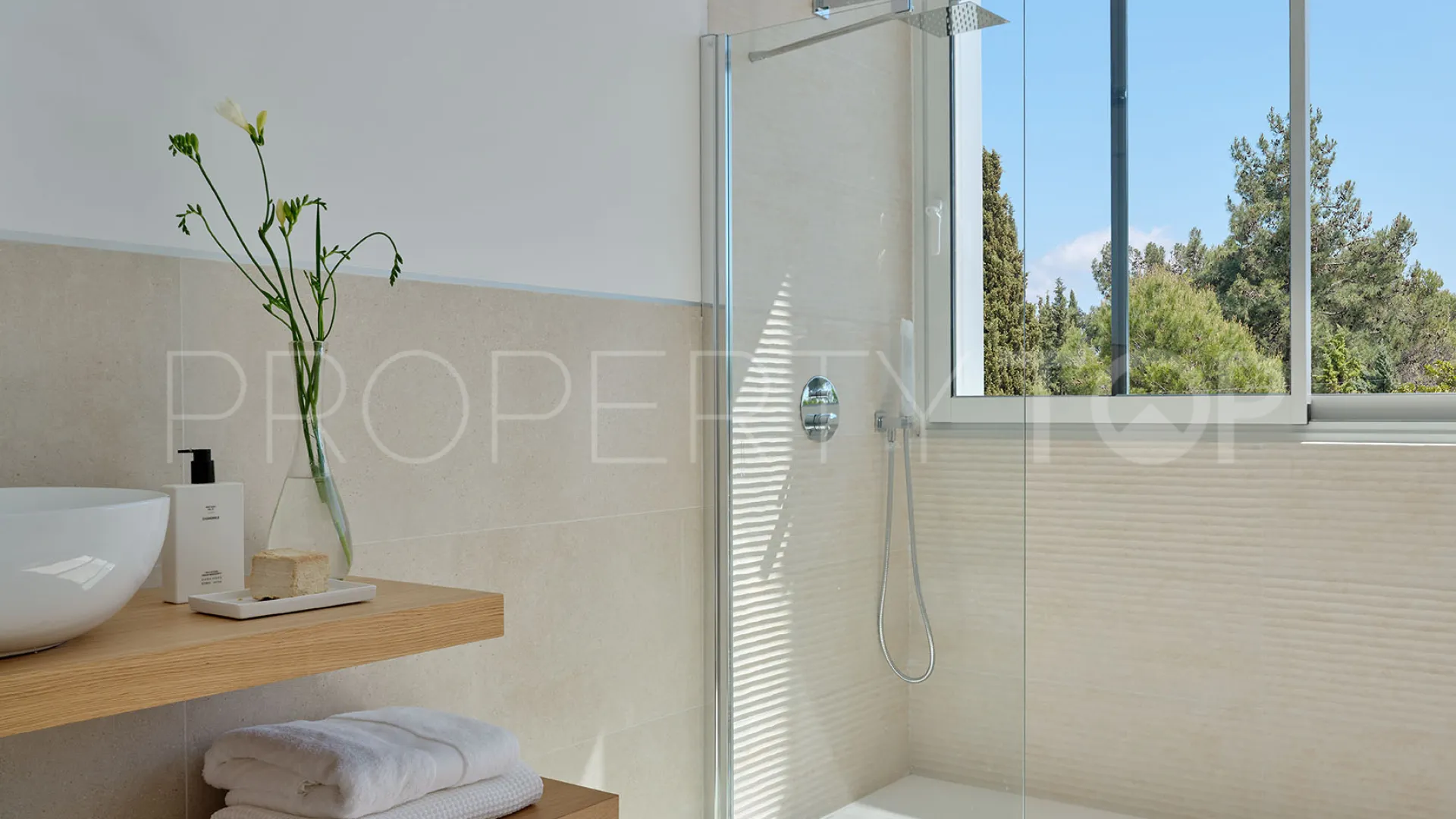 Valdeolletas, villa en venta