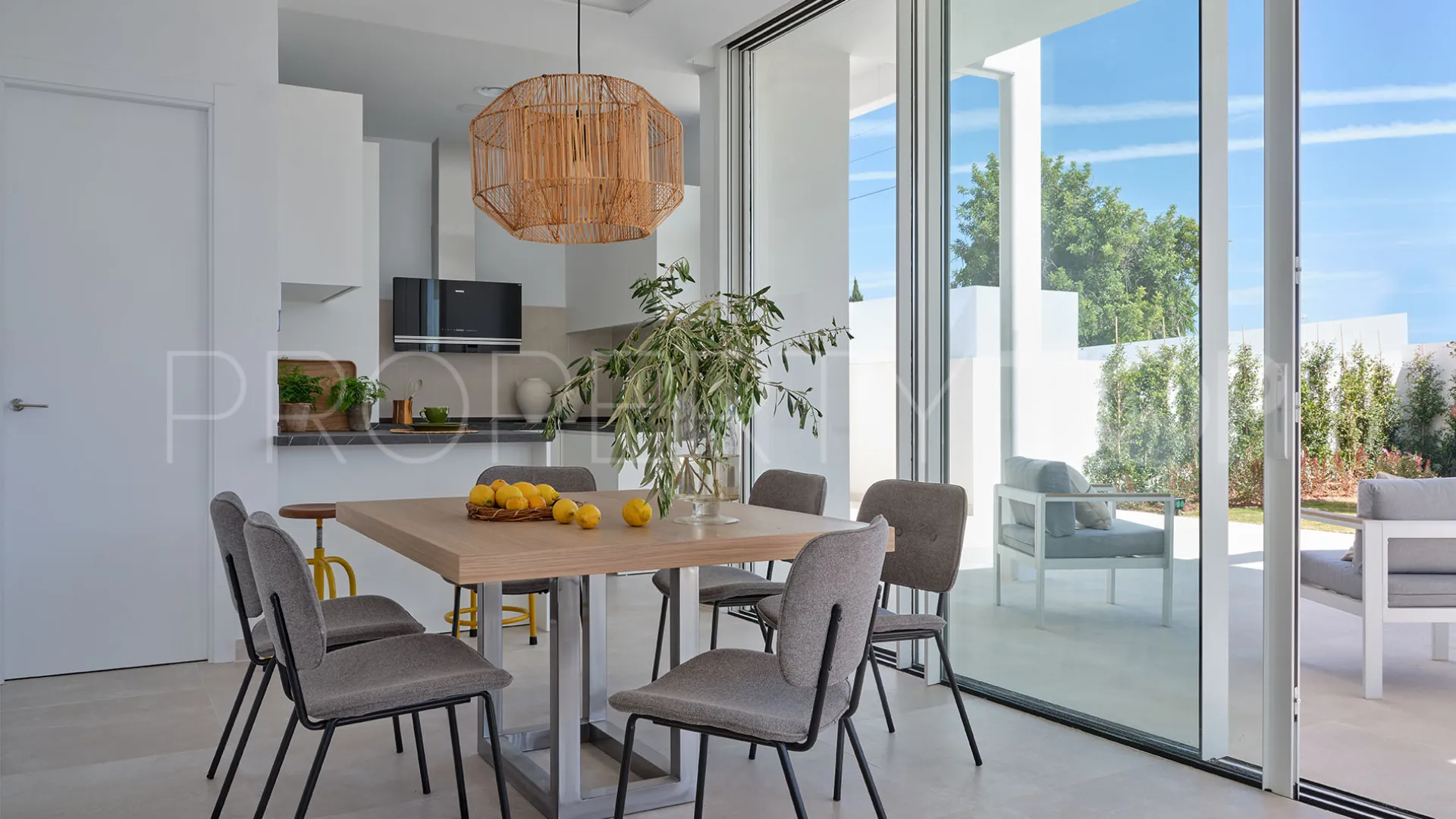 Valdeolletas, villa en venta