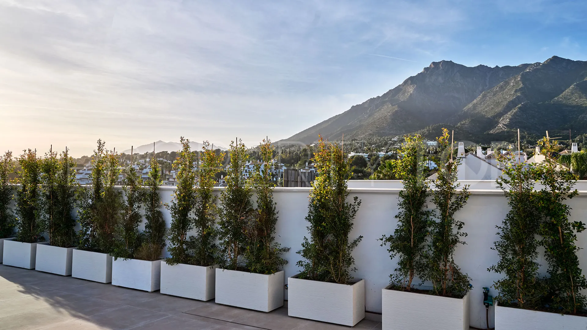 Valdeolletas, villa en venta