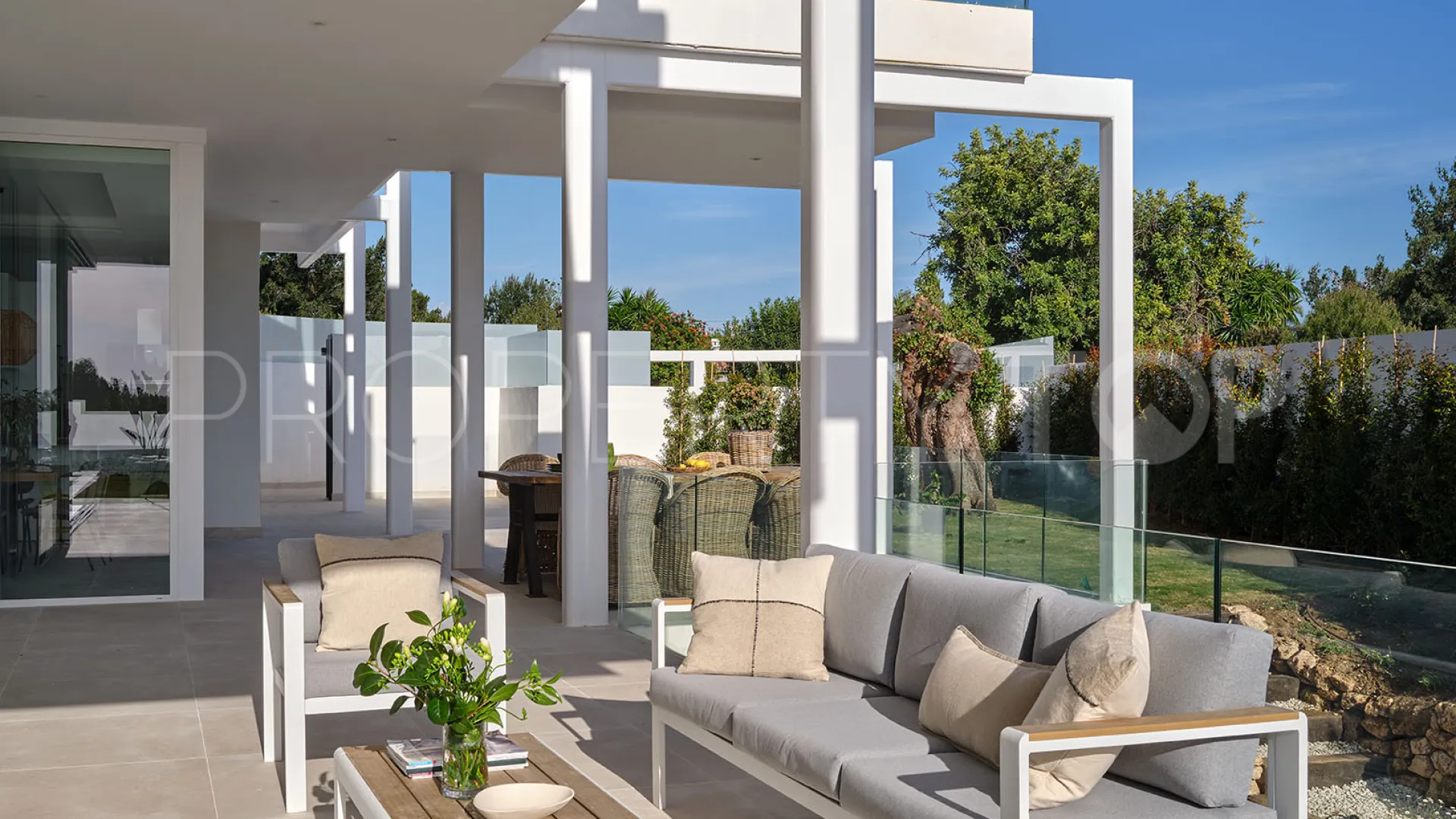 Valdeolletas, villa en venta