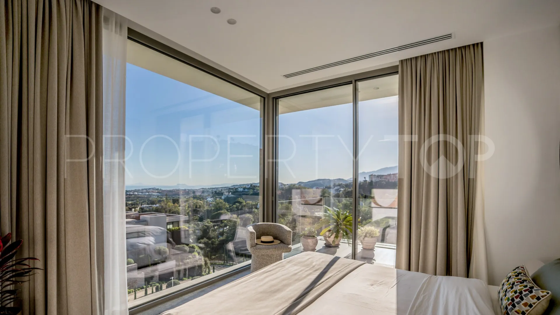 Villa for sale in The Hills