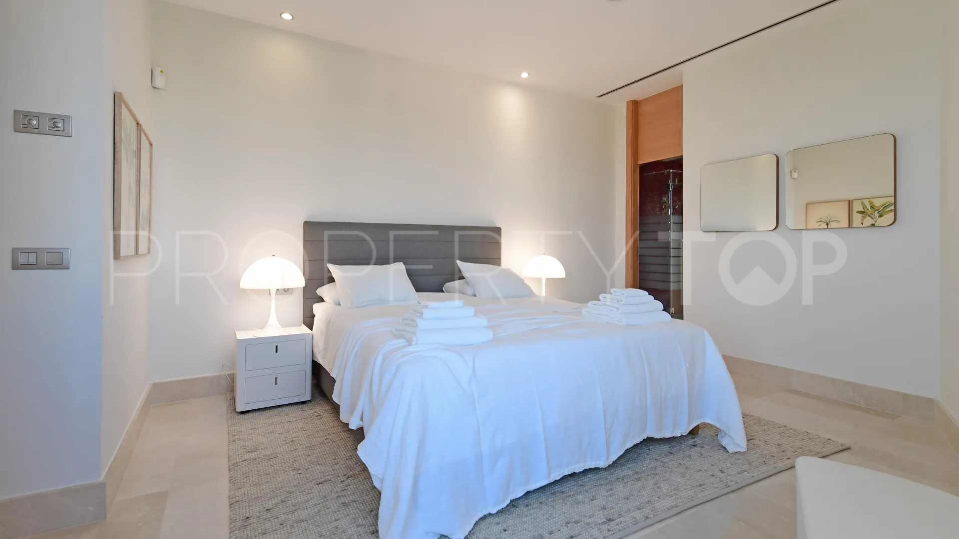 Nueva Andalucia, villa en venta