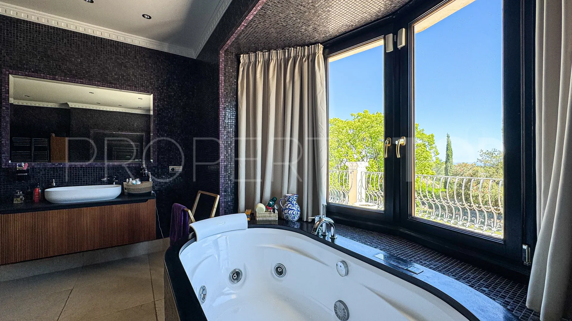Se vende villa en La Zagaleta de 7 dormitorios