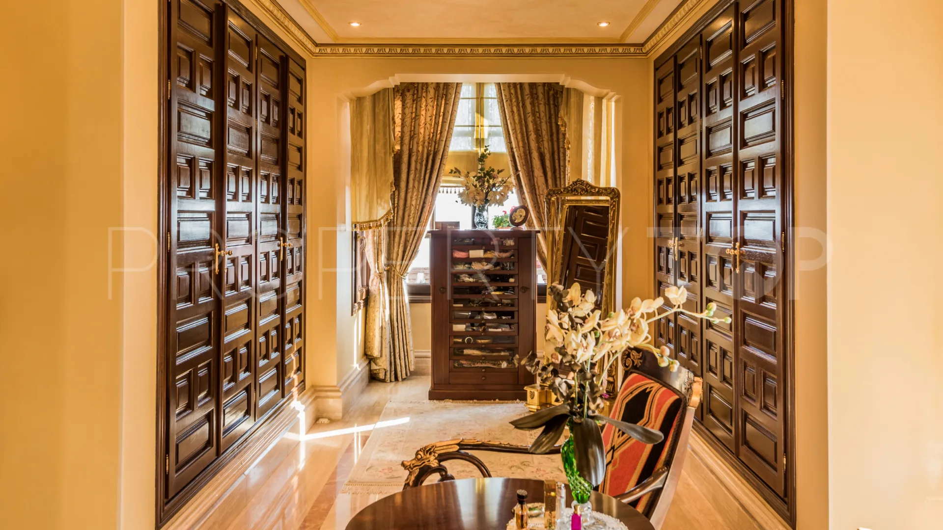 Sierra Blanca, villa en venta