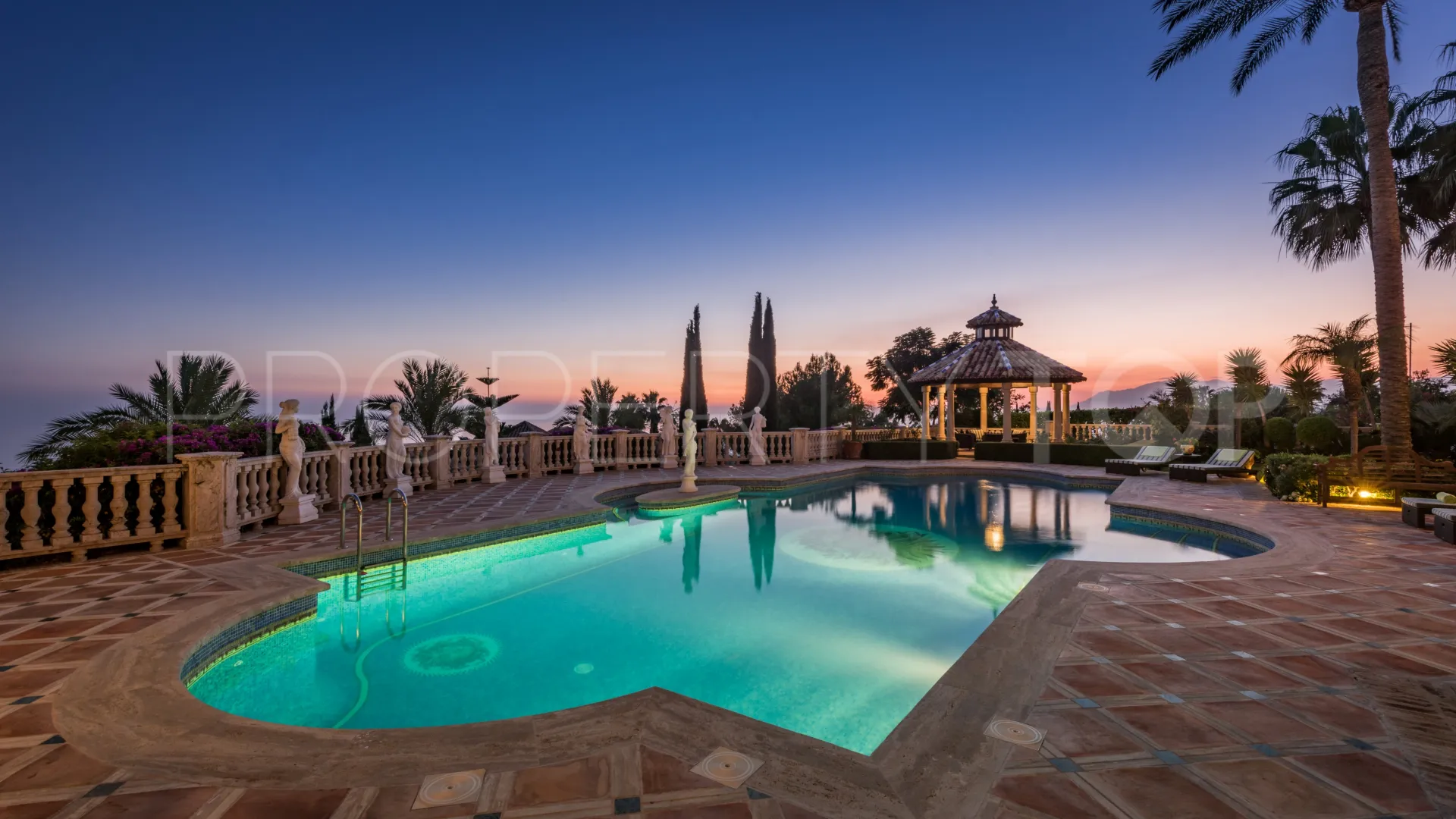 Sierra Blanca, villa en venta