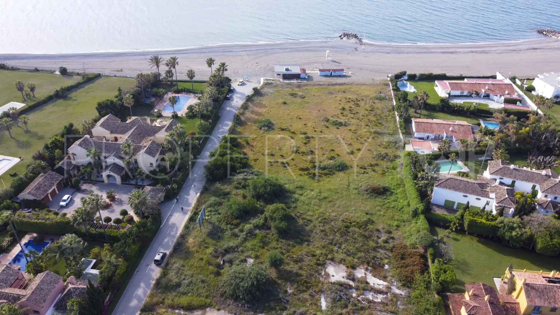 Comprar parcela en Guadalmina Baja
