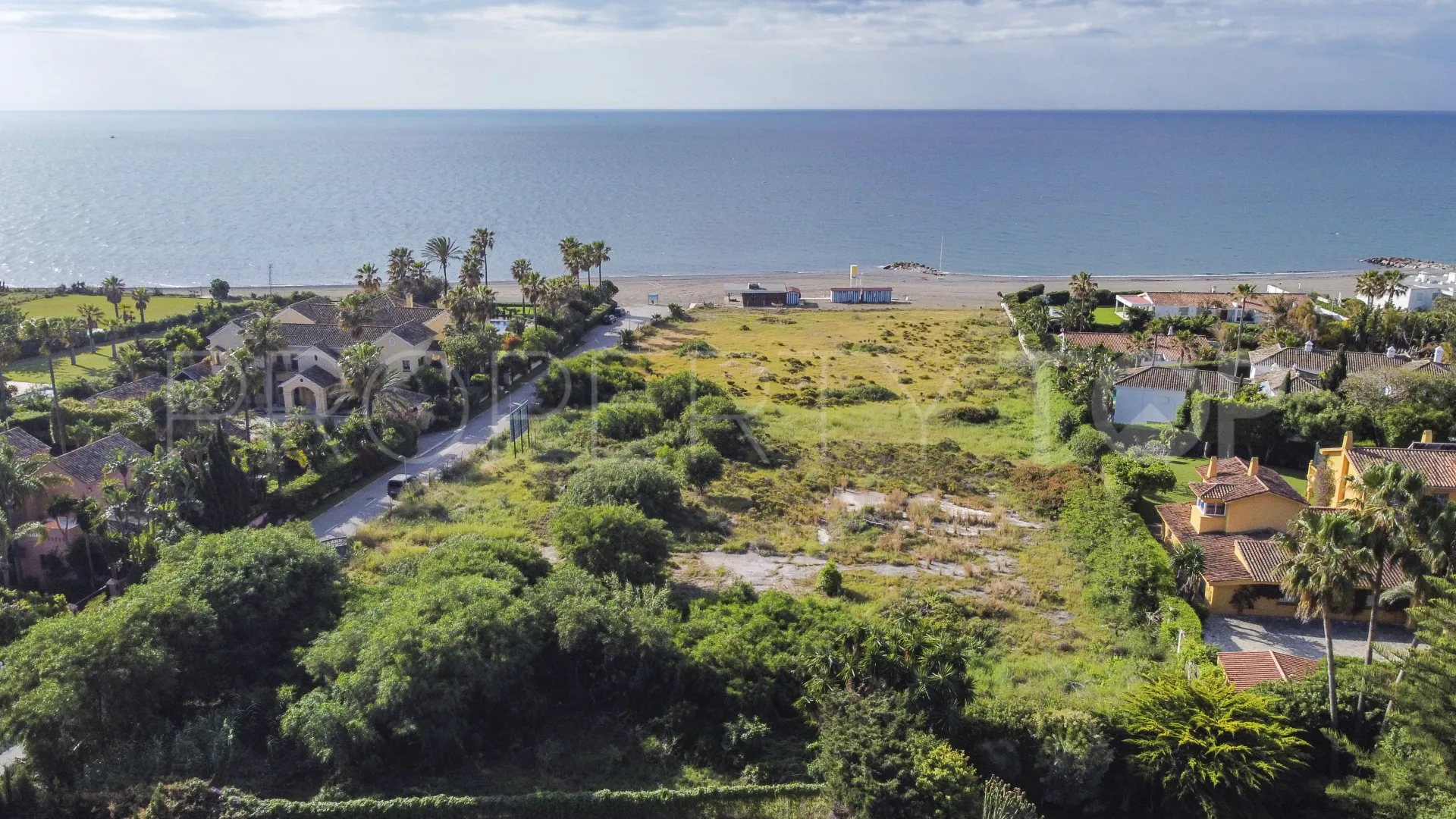 Comprar parcela en Guadalmina Baja