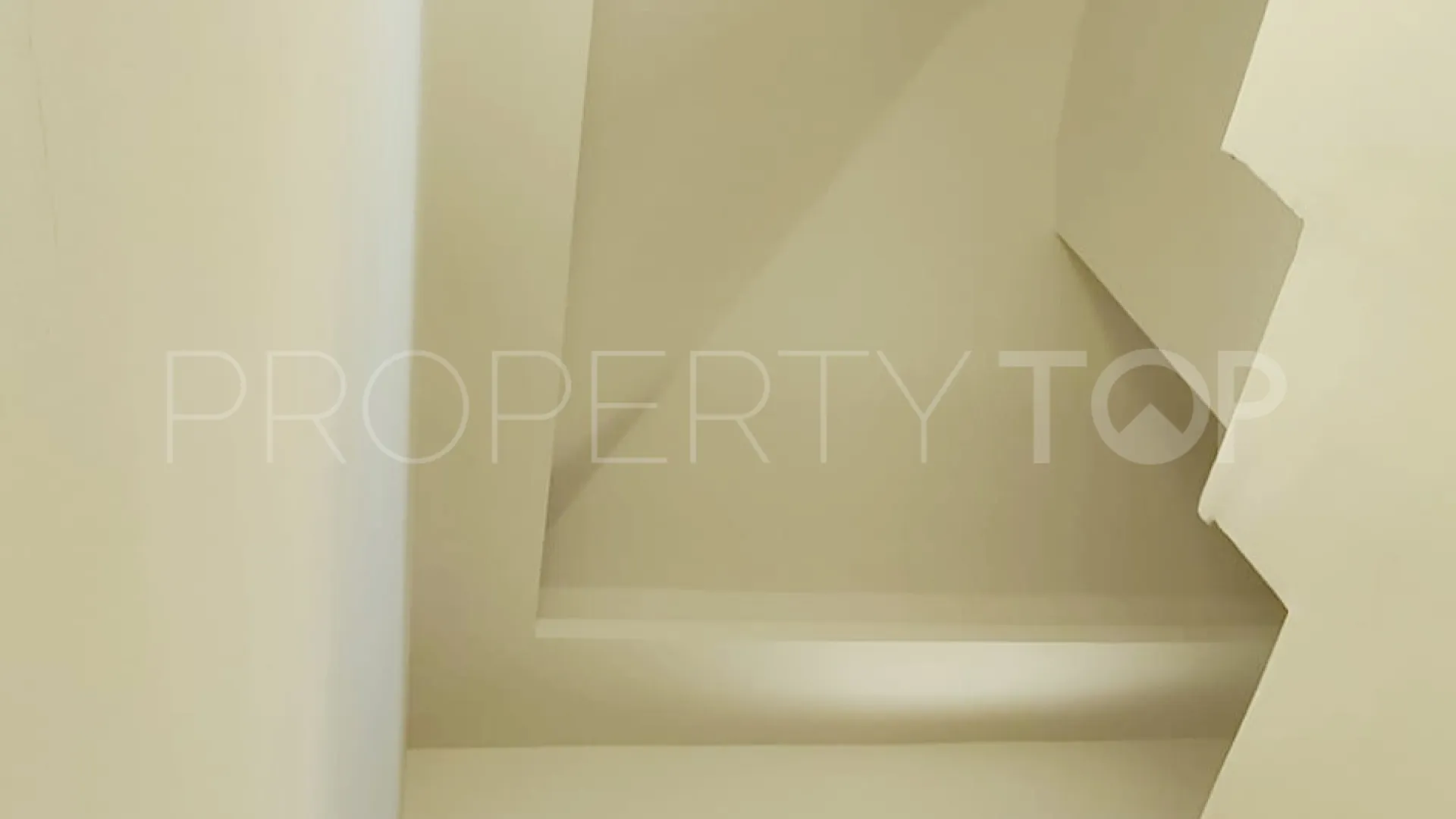Zona G, villa con 5 dormitorios a la venta