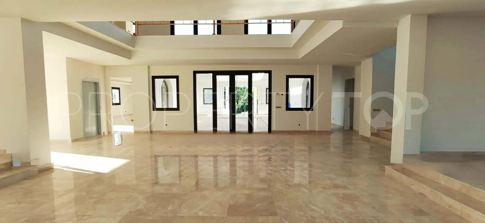 Zona G, villa con 5 dormitorios a la venta