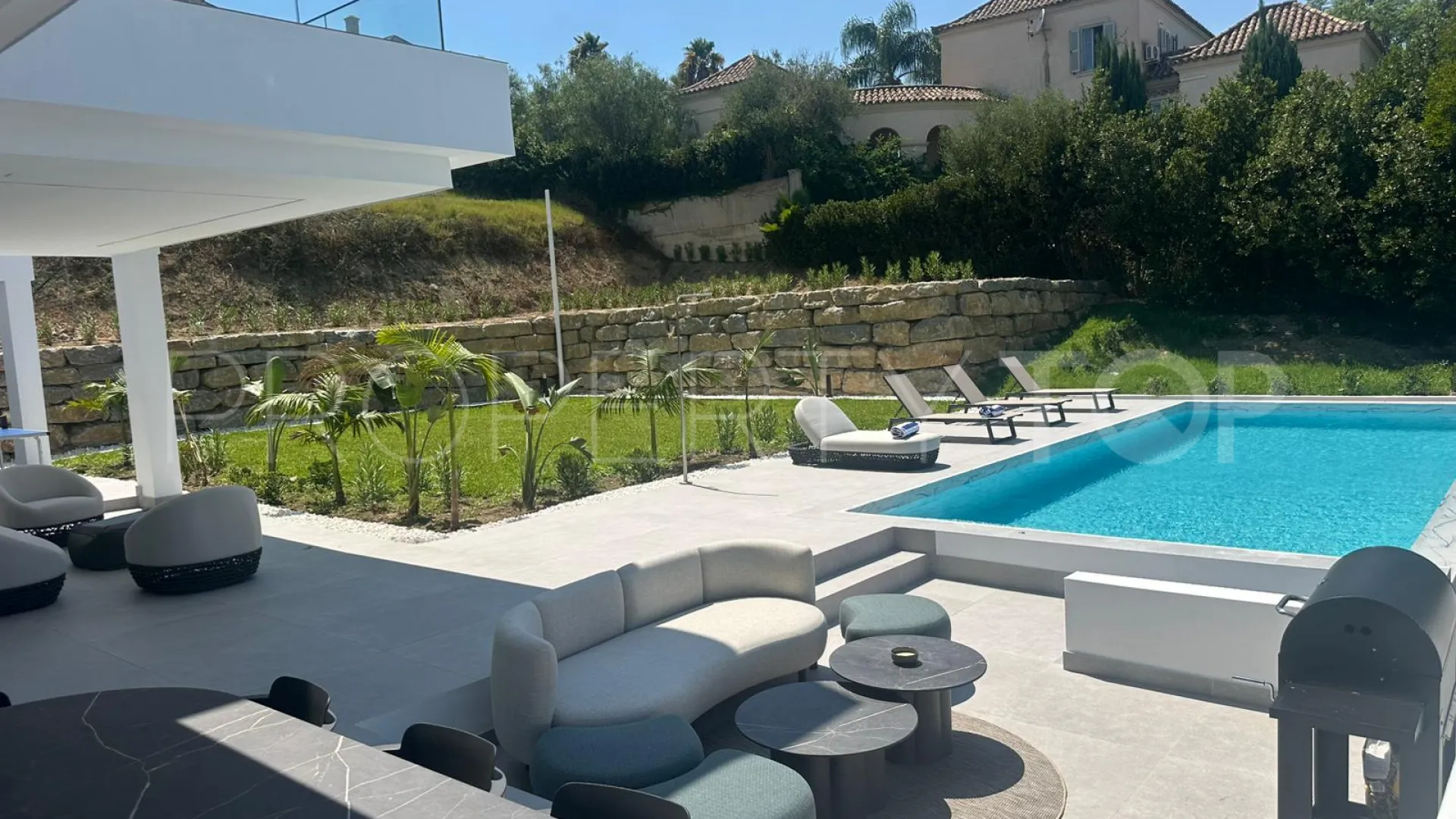 For sale Zona F villa