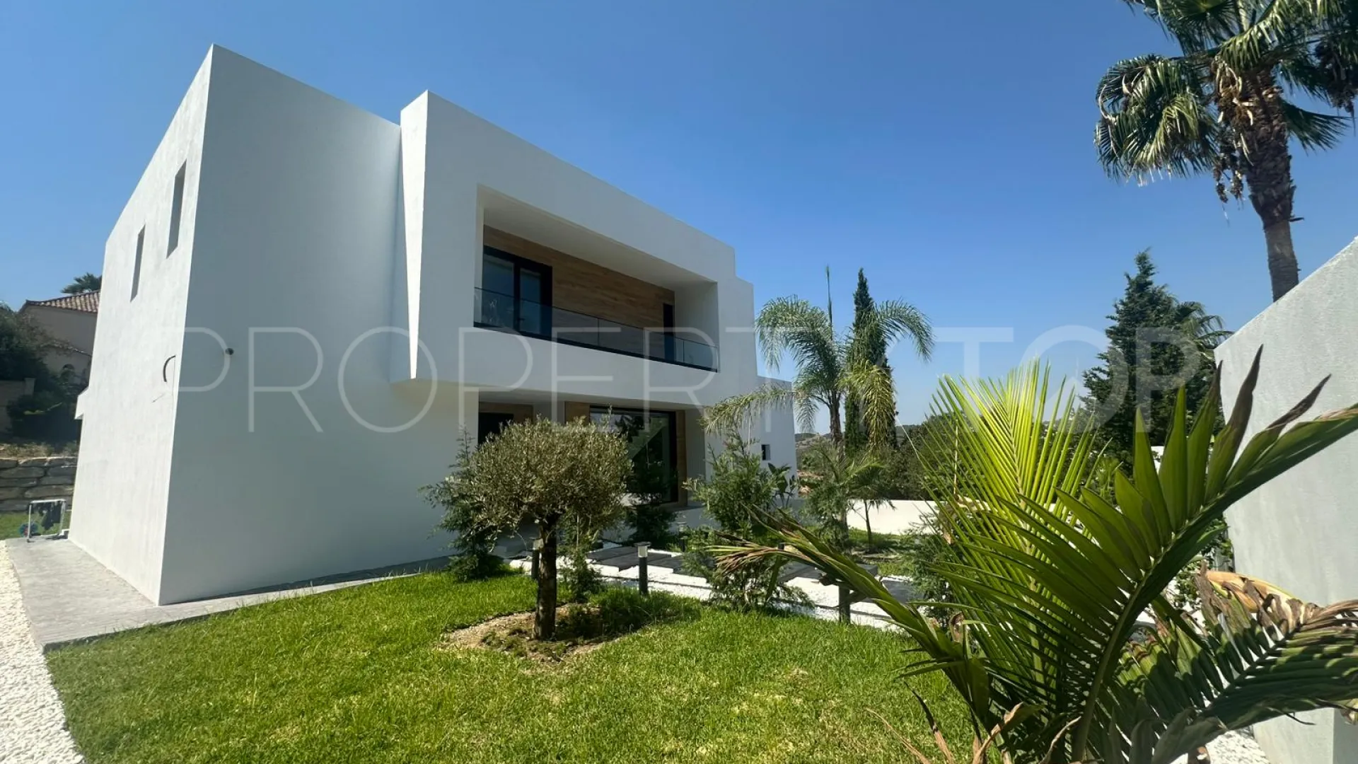 For sale Zona F villa