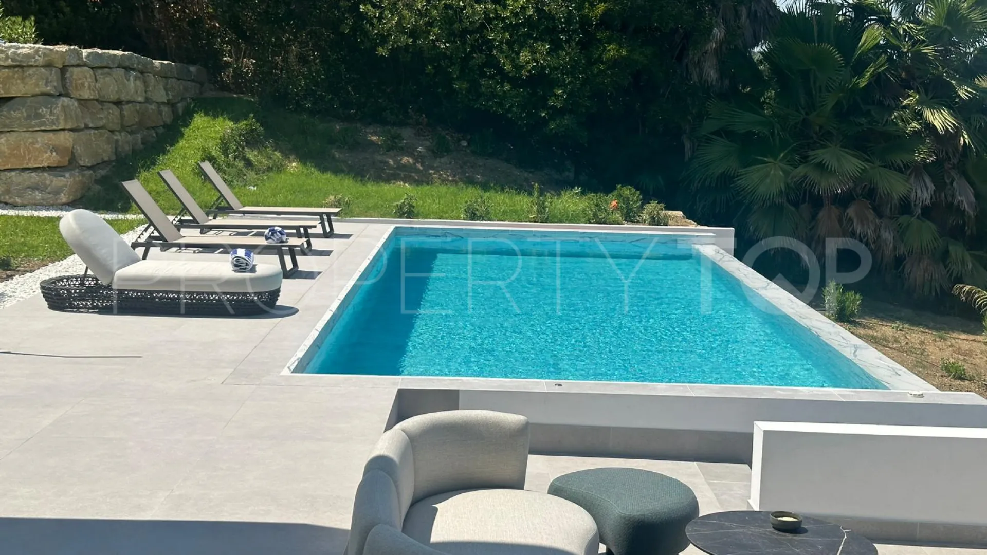 For sale Zona F villa