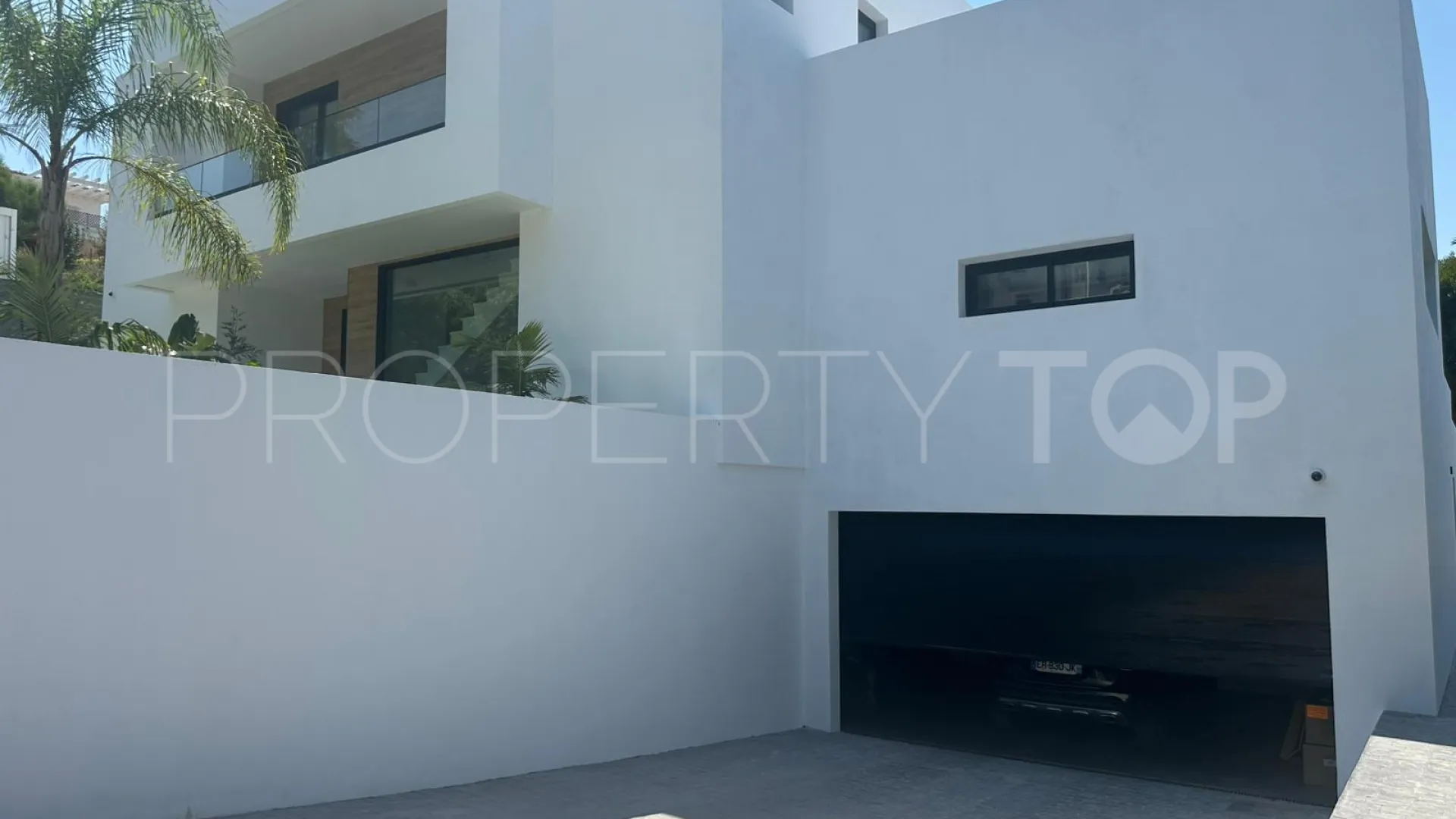 For sale Zona F villa