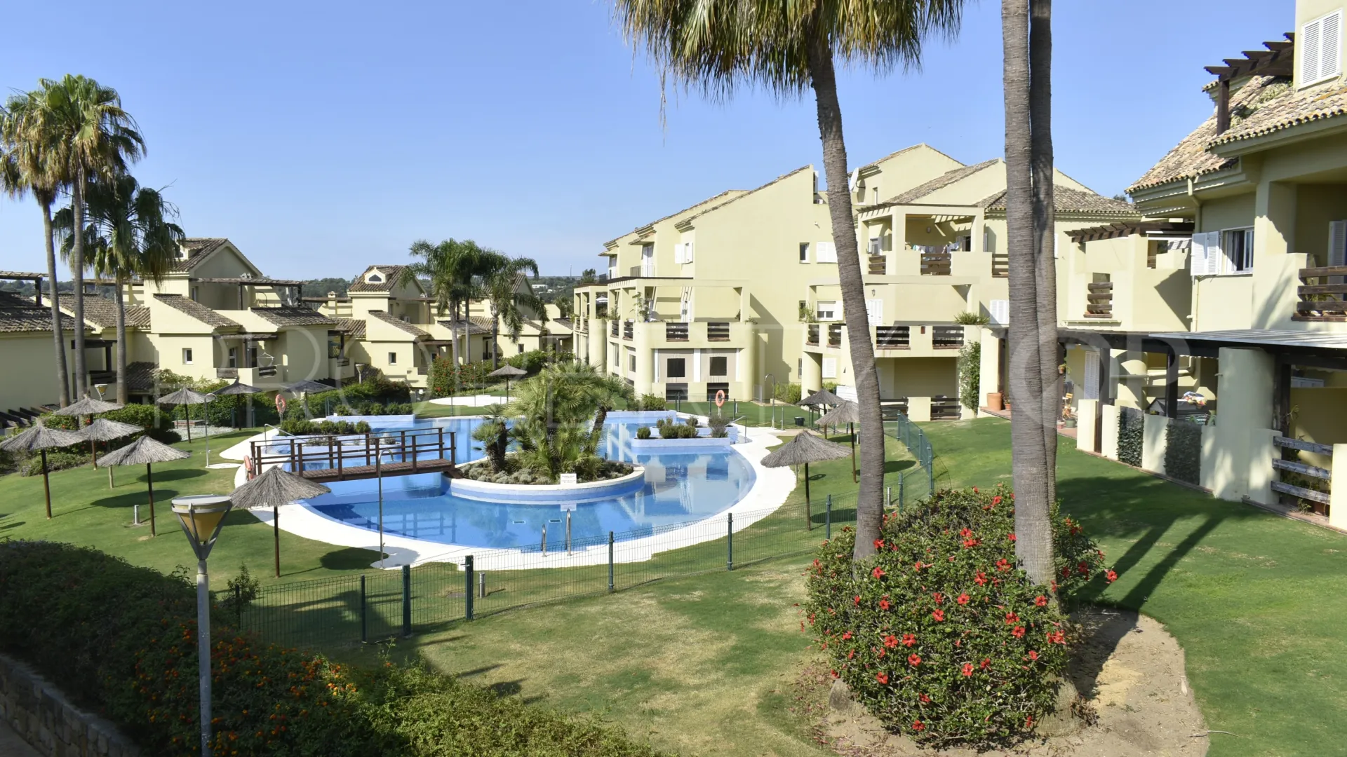 For sale 4 bedrooms semi detached house in Pueblo Nuevo de Guadiaro