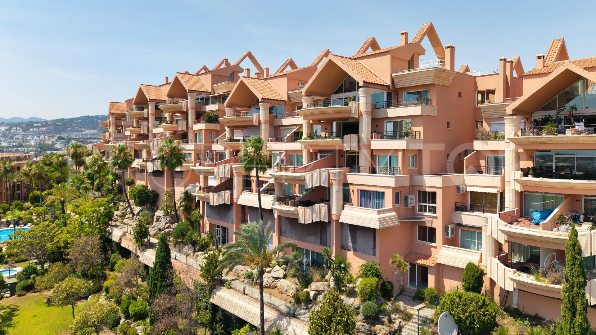 For sale apartment with 3 bedrooms in Magna Marbella
