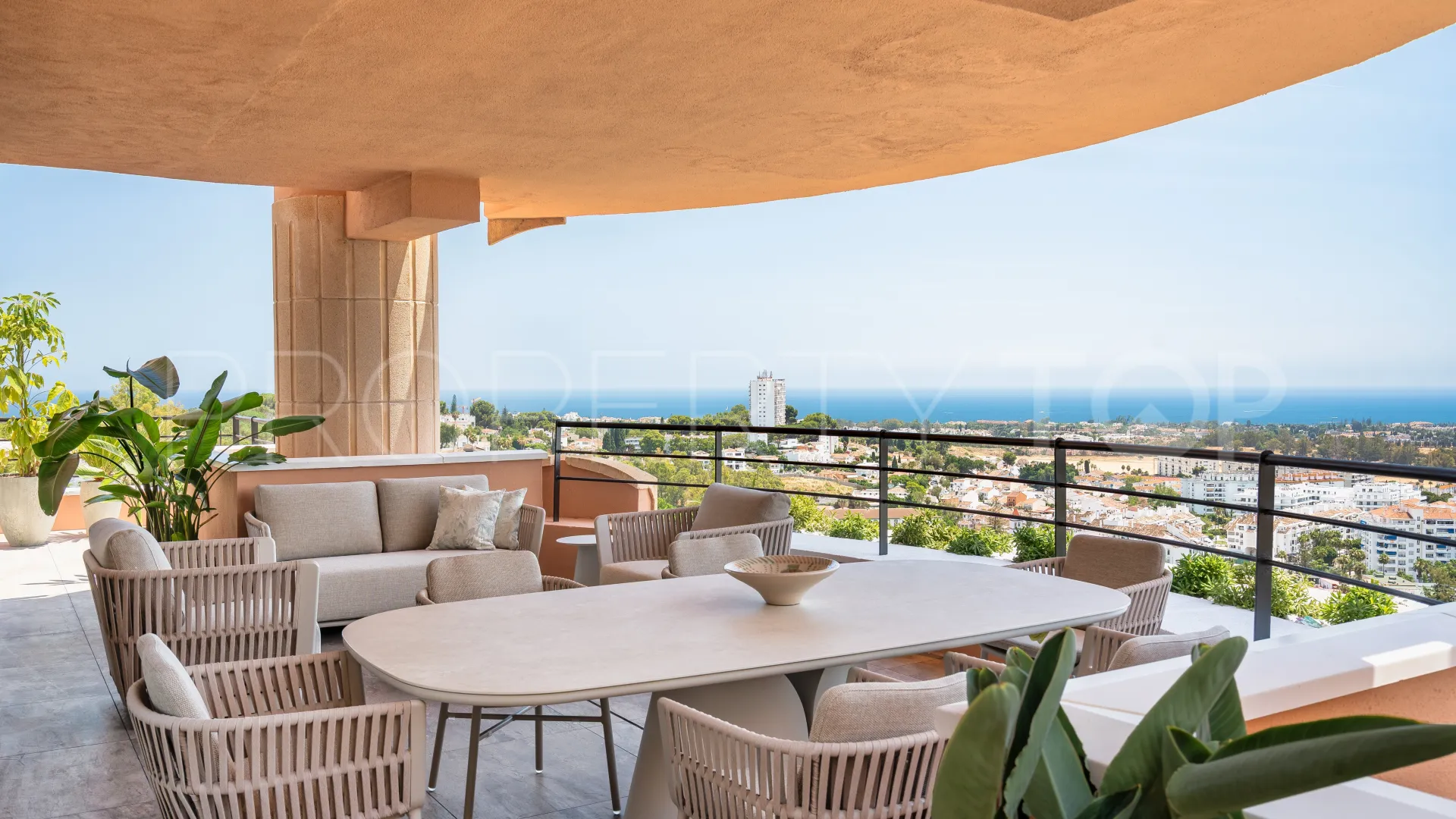For sale apartment with 3 bedrooms in Magna Marbella