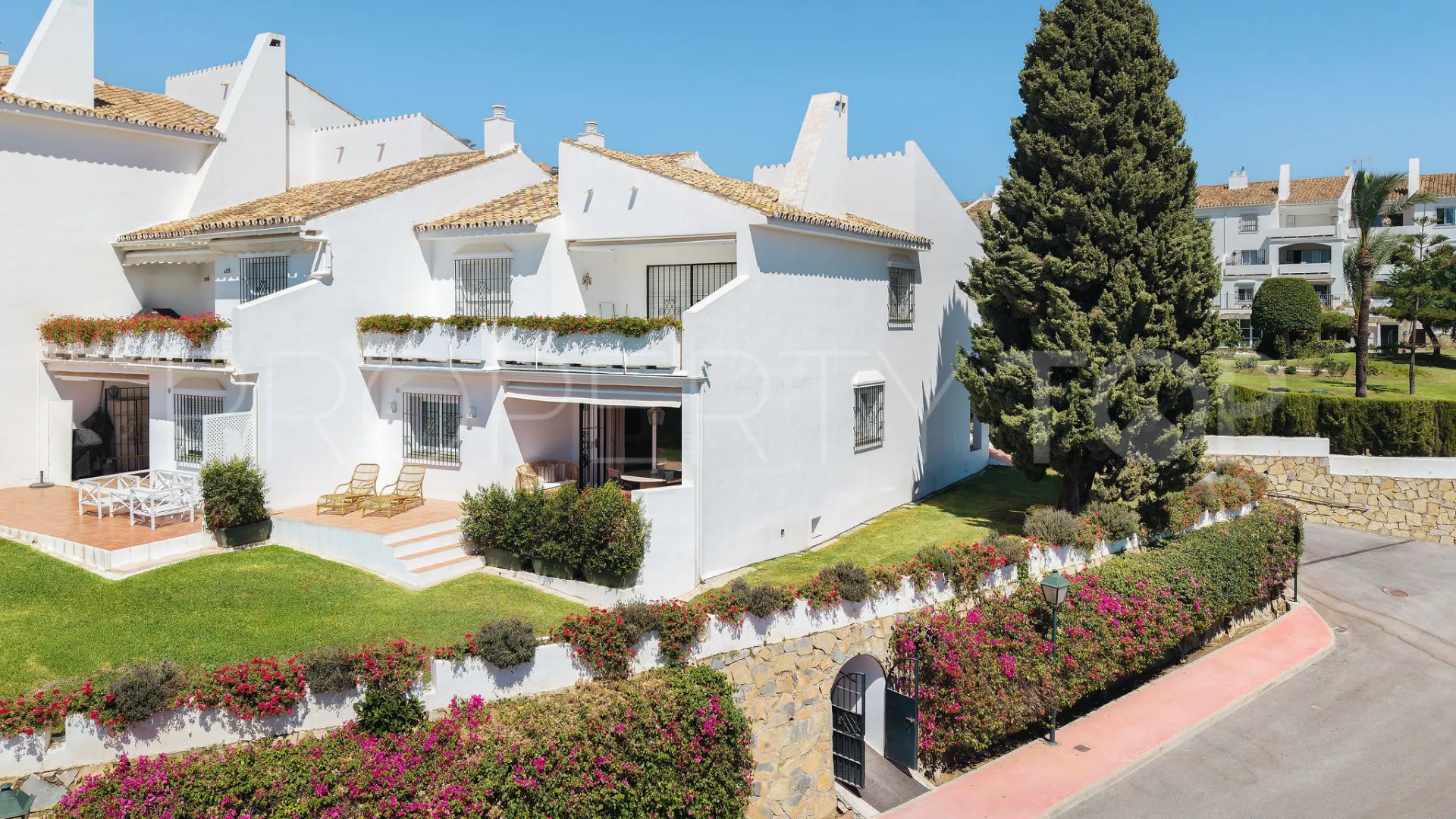 For sale Andalucia Garden Club 3 bedrooms ground floor apartment