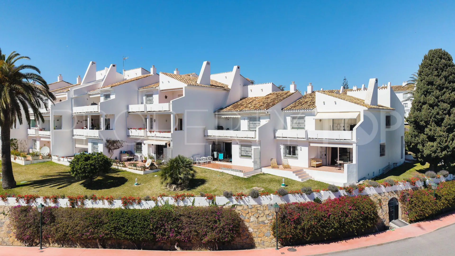 For sale Andalucia Garden Club 3 bedrooms ground floor apartment