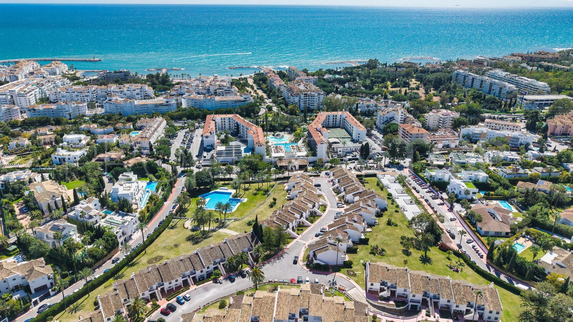 For sale Andalucia Garden Club 3 bedrooms ground floor apartment