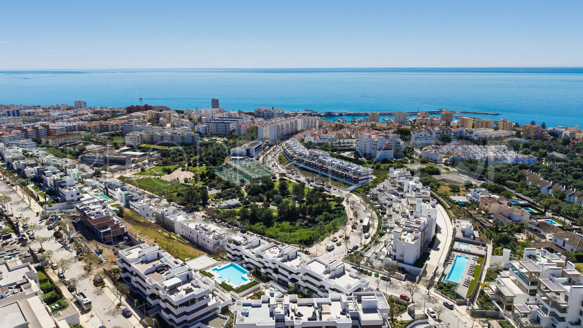 Penthouse for sale in Estepona