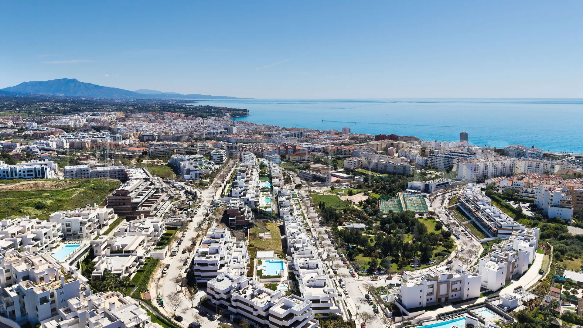 Penthouse for sale in Estepona