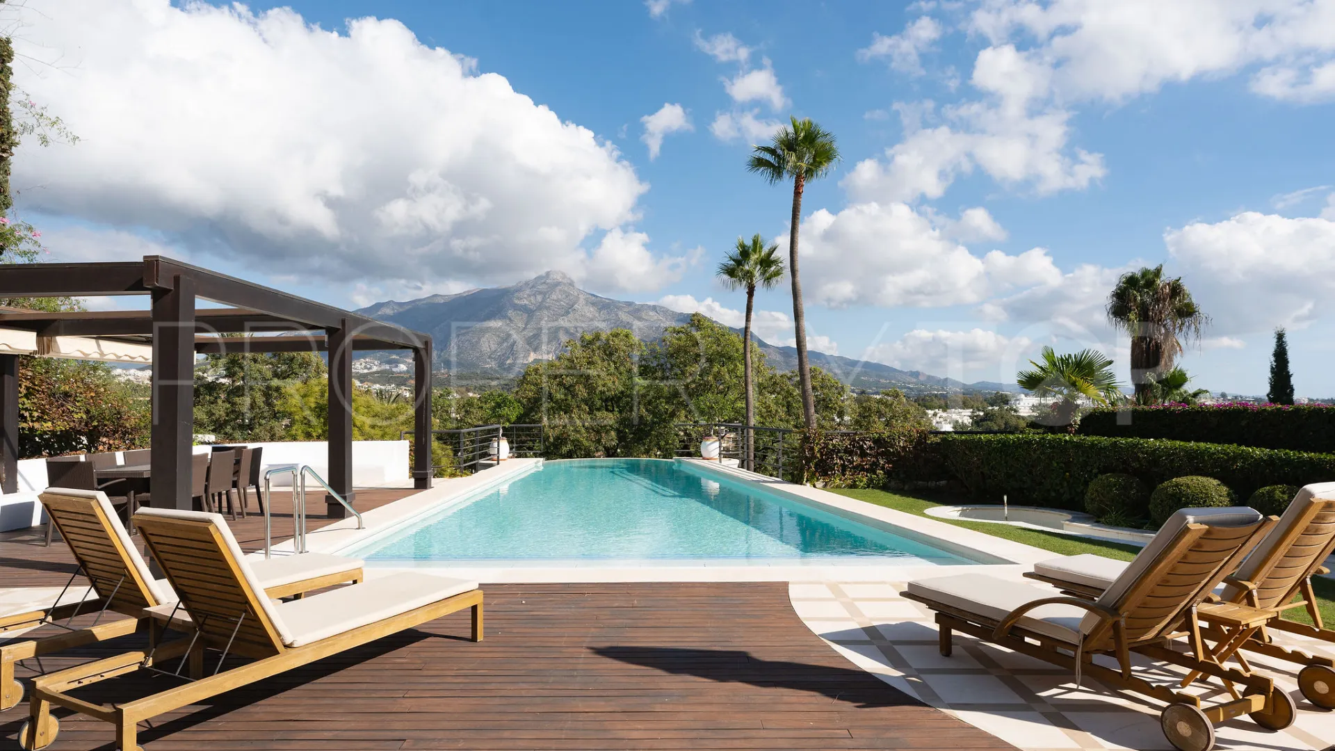 3 bedrooms villa for sale in Las Brisas
