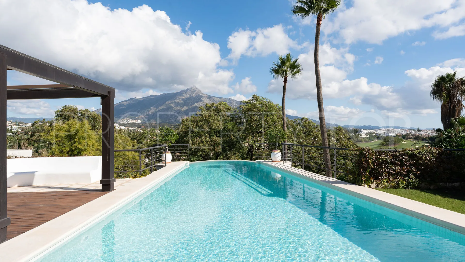 3 bedrooms villa for sale in Las Brisas