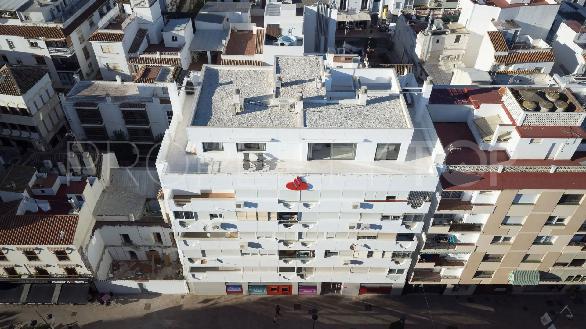 3 bedrooms penthouse in Estepona Town for sale